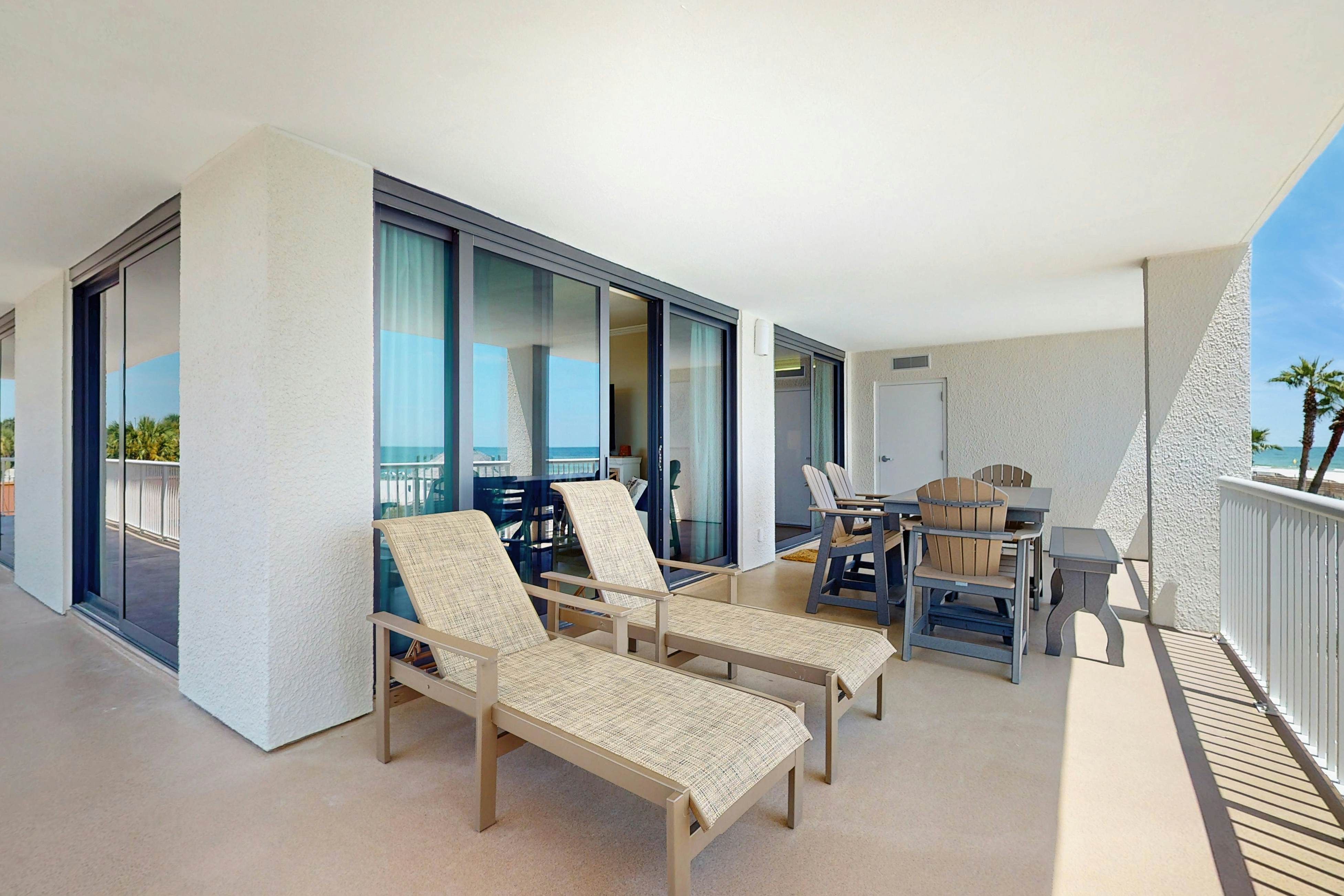 Summer House on Romar Beach 206A