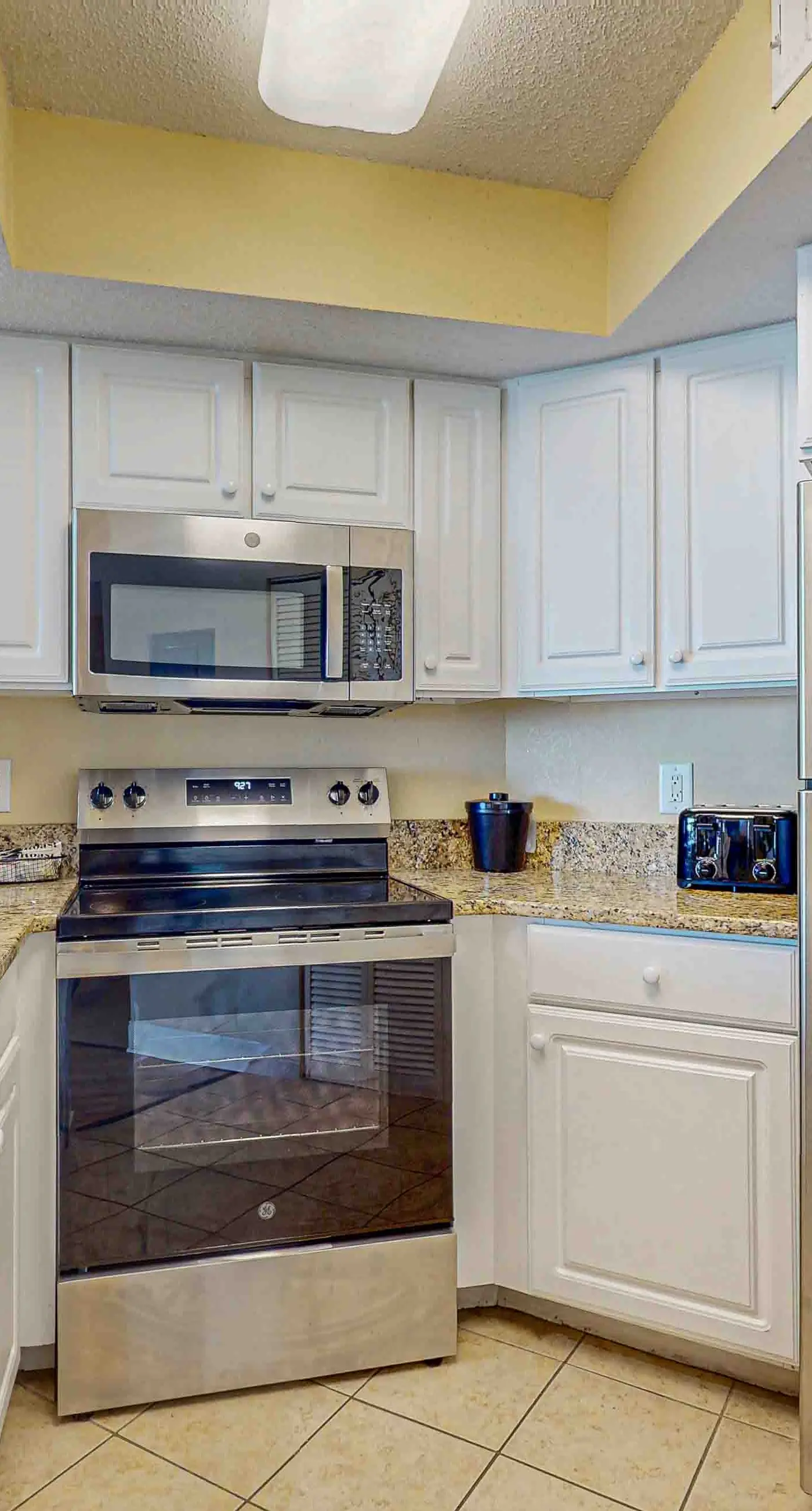 Carolinian Beach Resort 1135