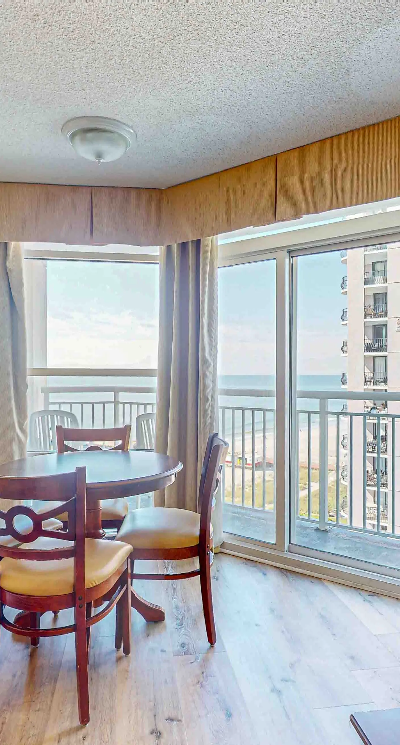 Carolinian Beach Resort 1135