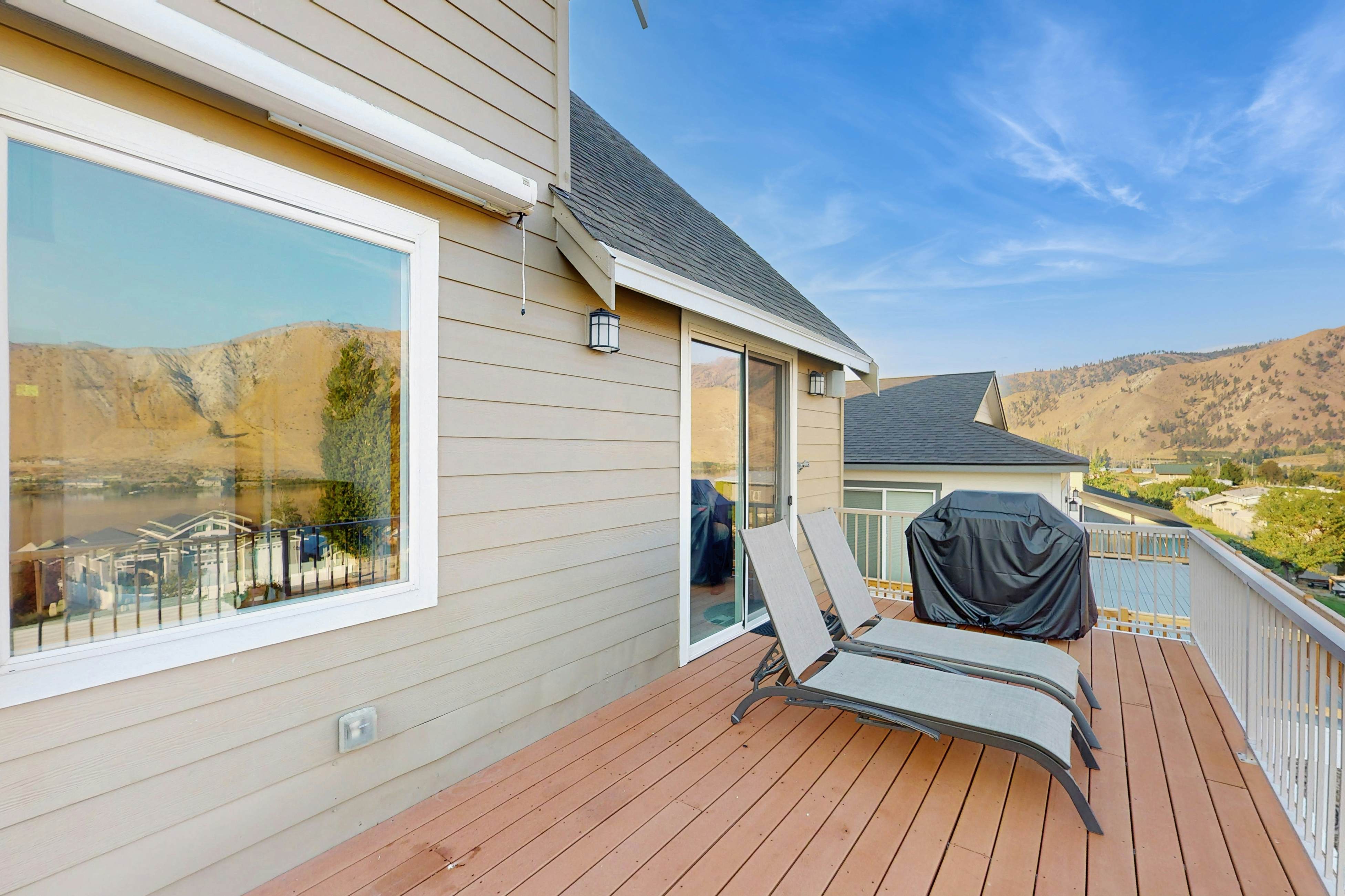 The Columbia Overlook