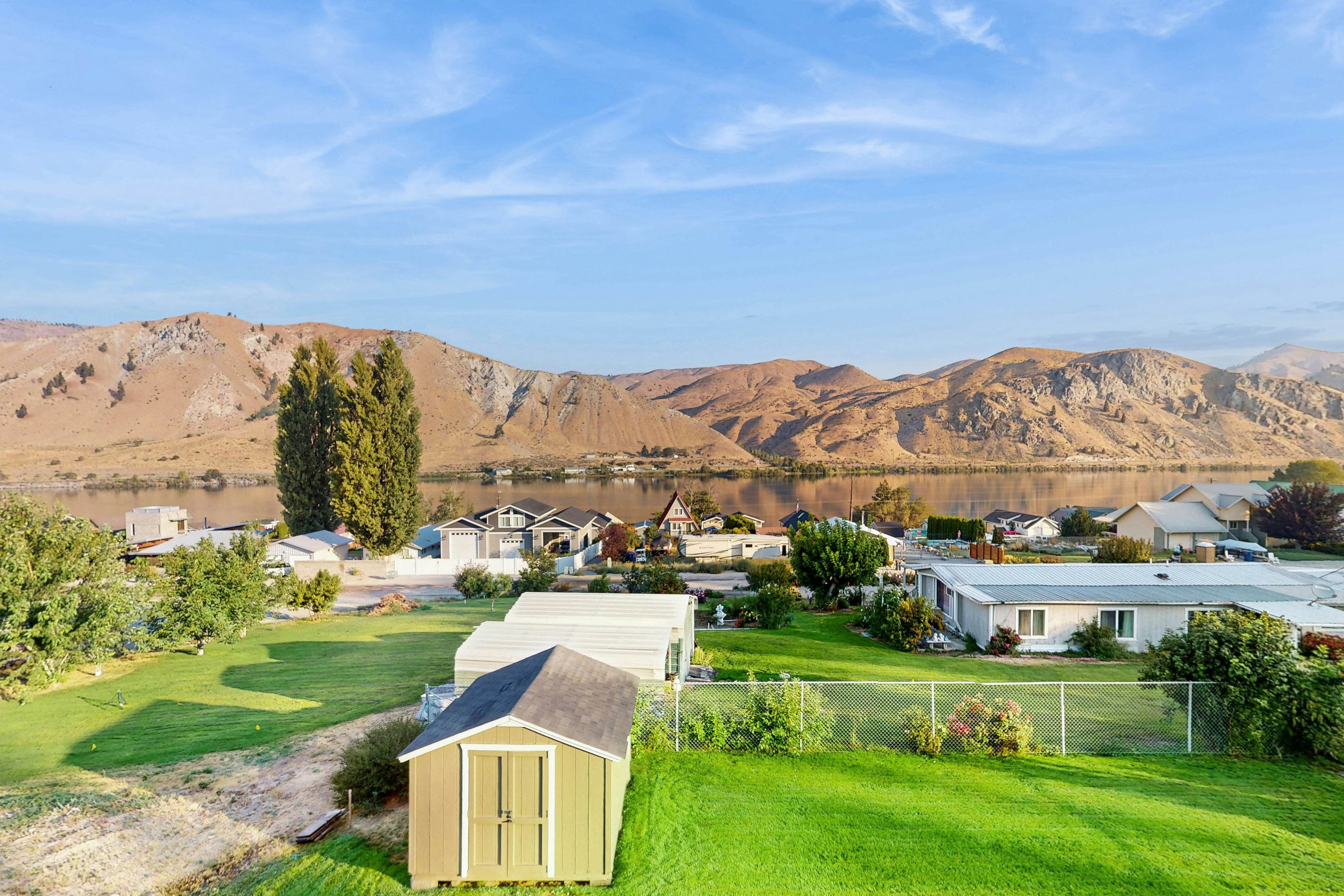 The Columbia Overlook