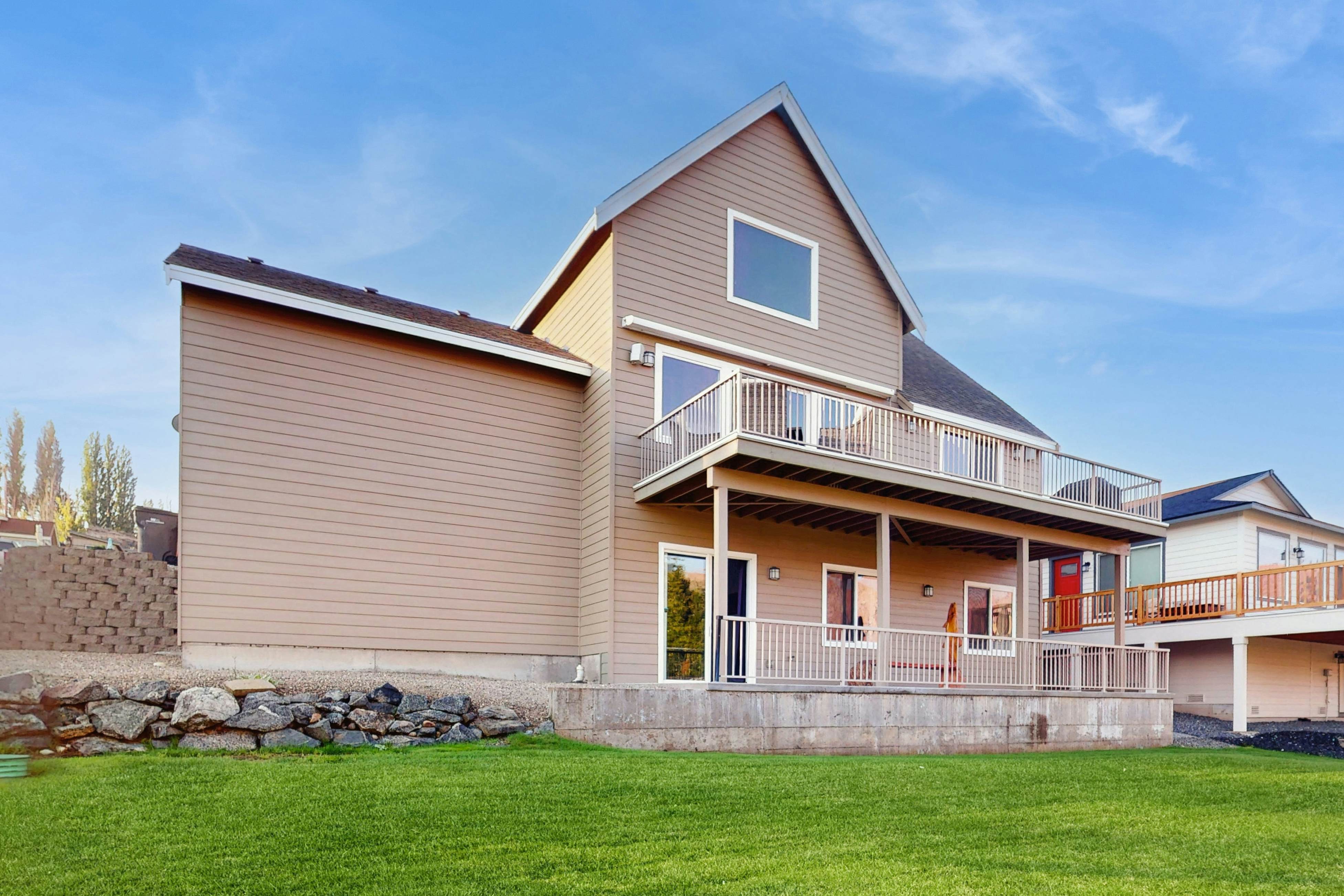 The Columbia Overlook