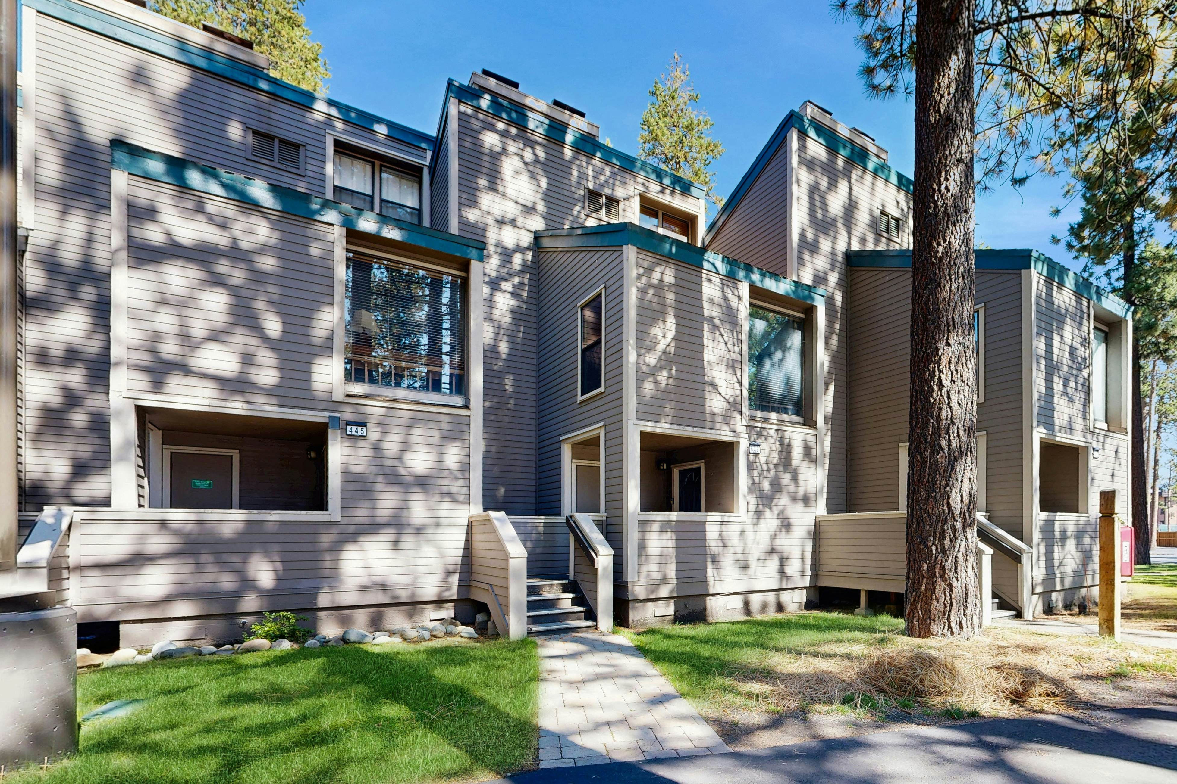 Lakeland Village 446