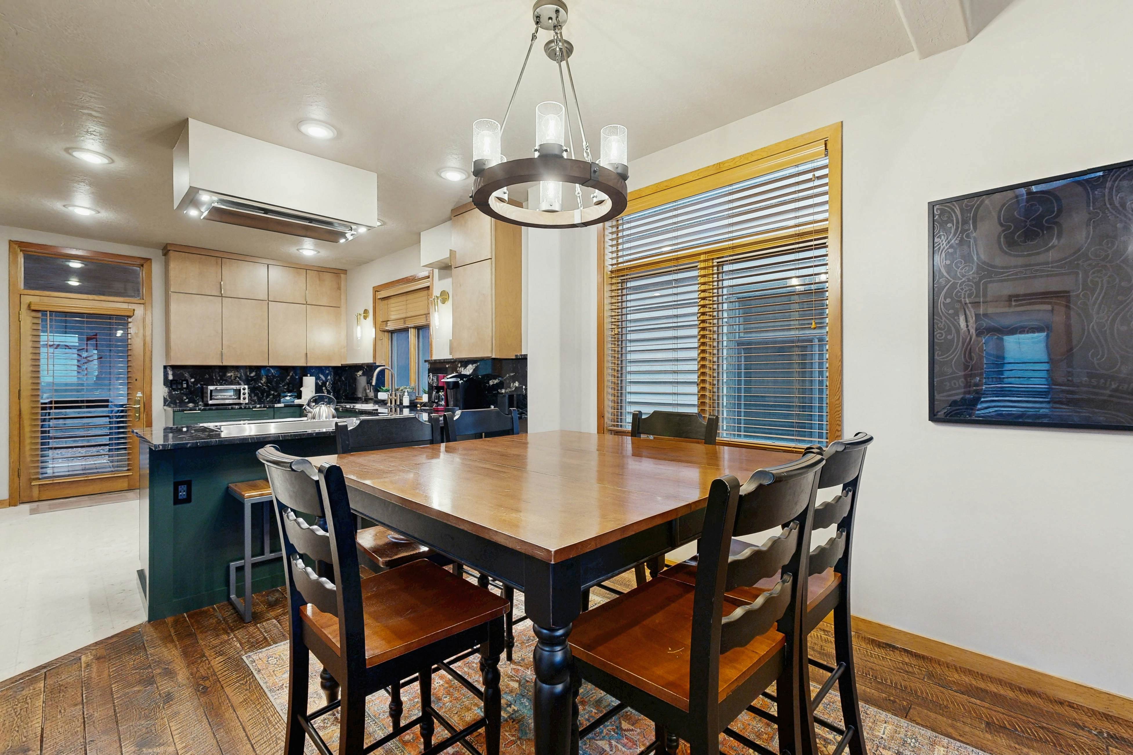 Luxury Old Town Ski House-Steps to Slopes