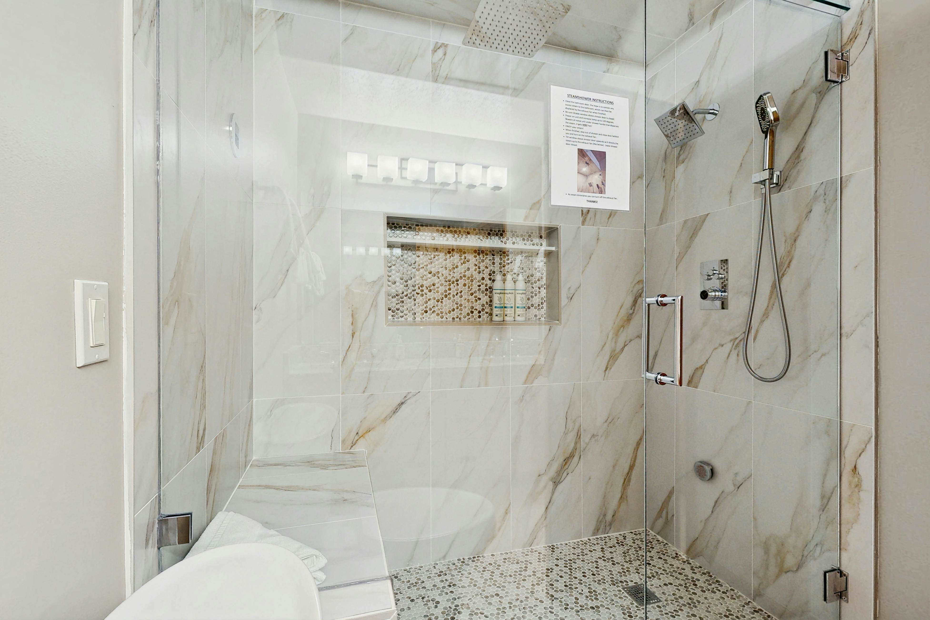 Luxury Old Town Ski House-Steps to Slopes