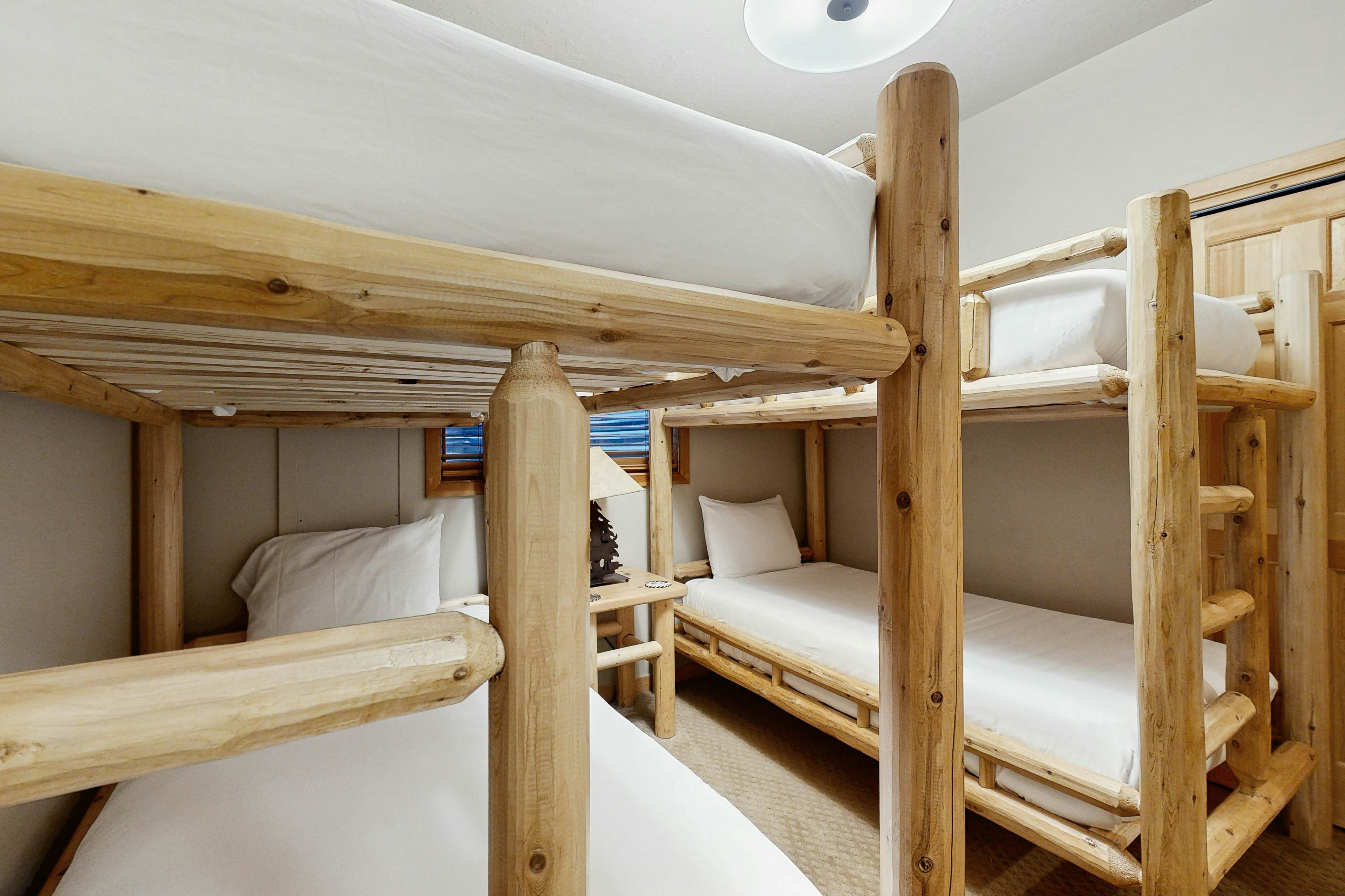 Luxury Old Town Ski House-Steps to Slopes