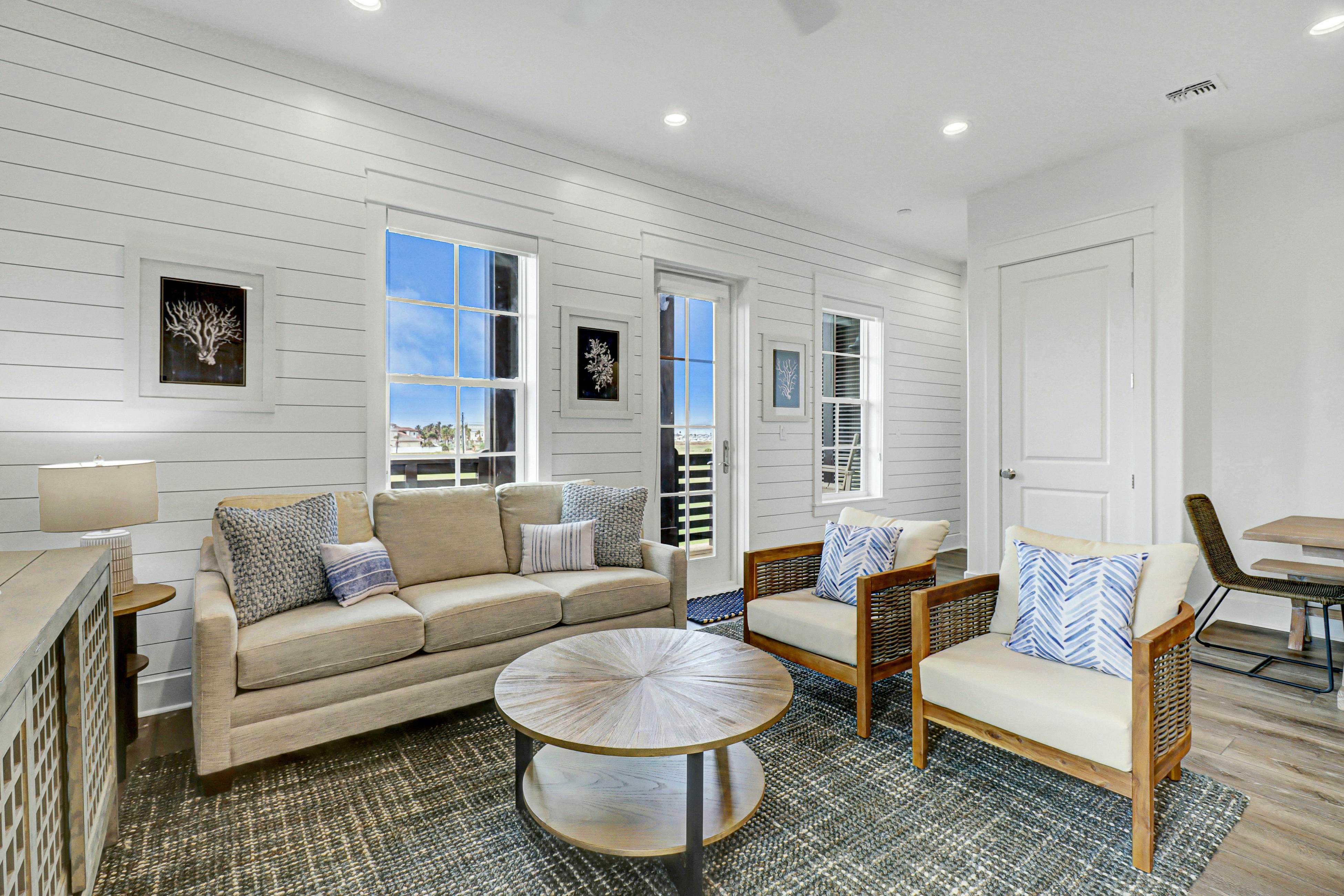 Good Tides at Palmilla Beach