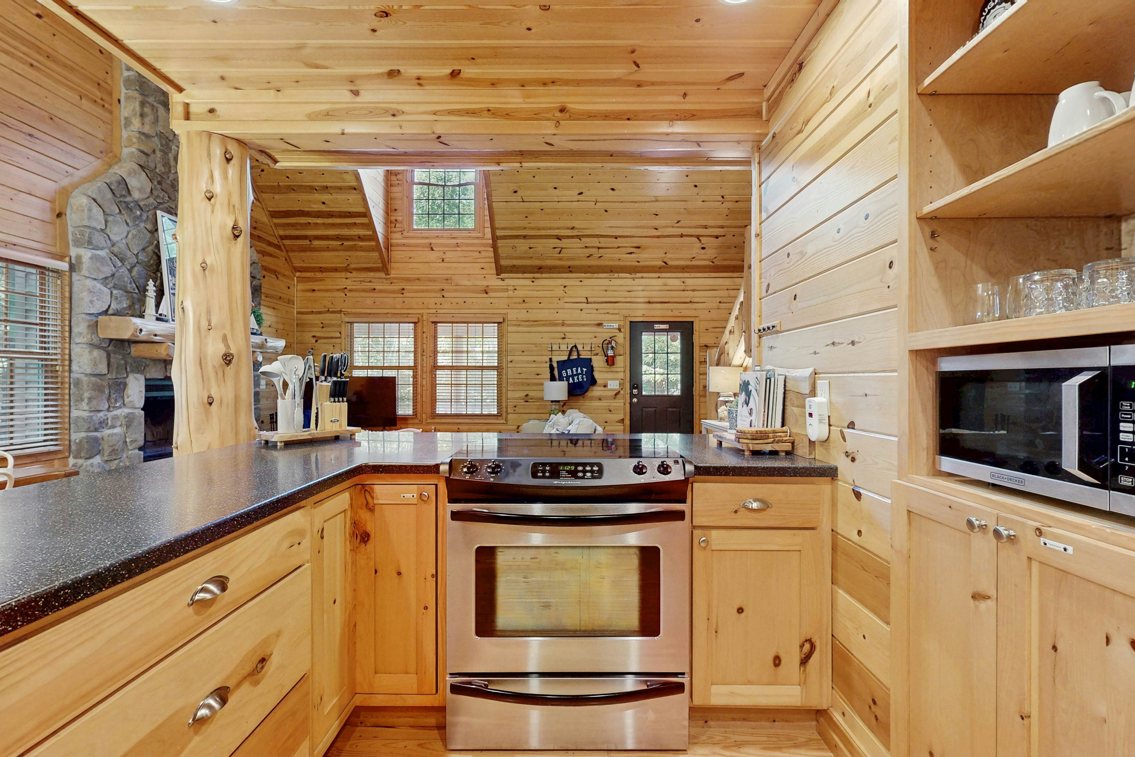 Kingfisher Cove Cabin 19