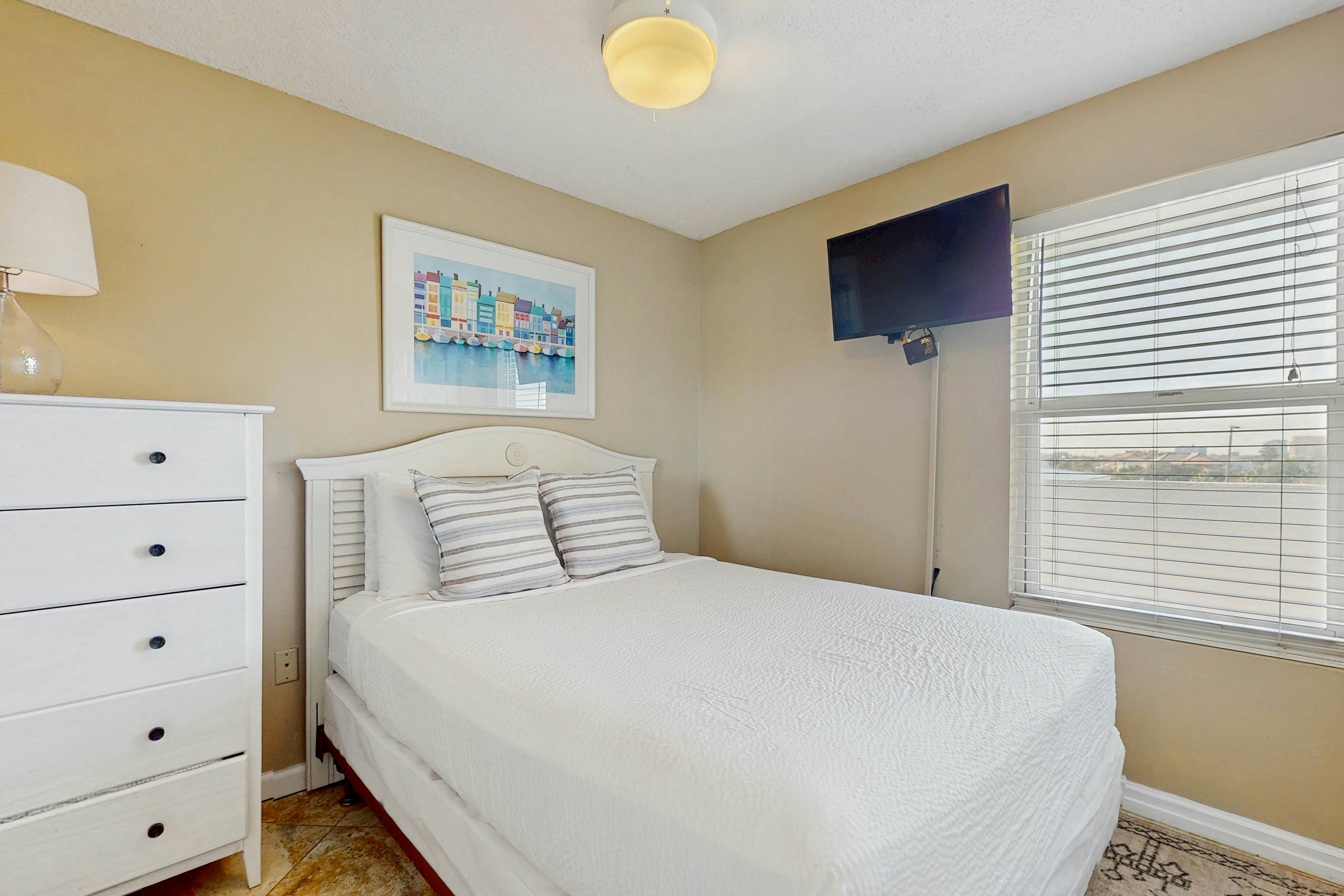 Pelican Beach Resort 415