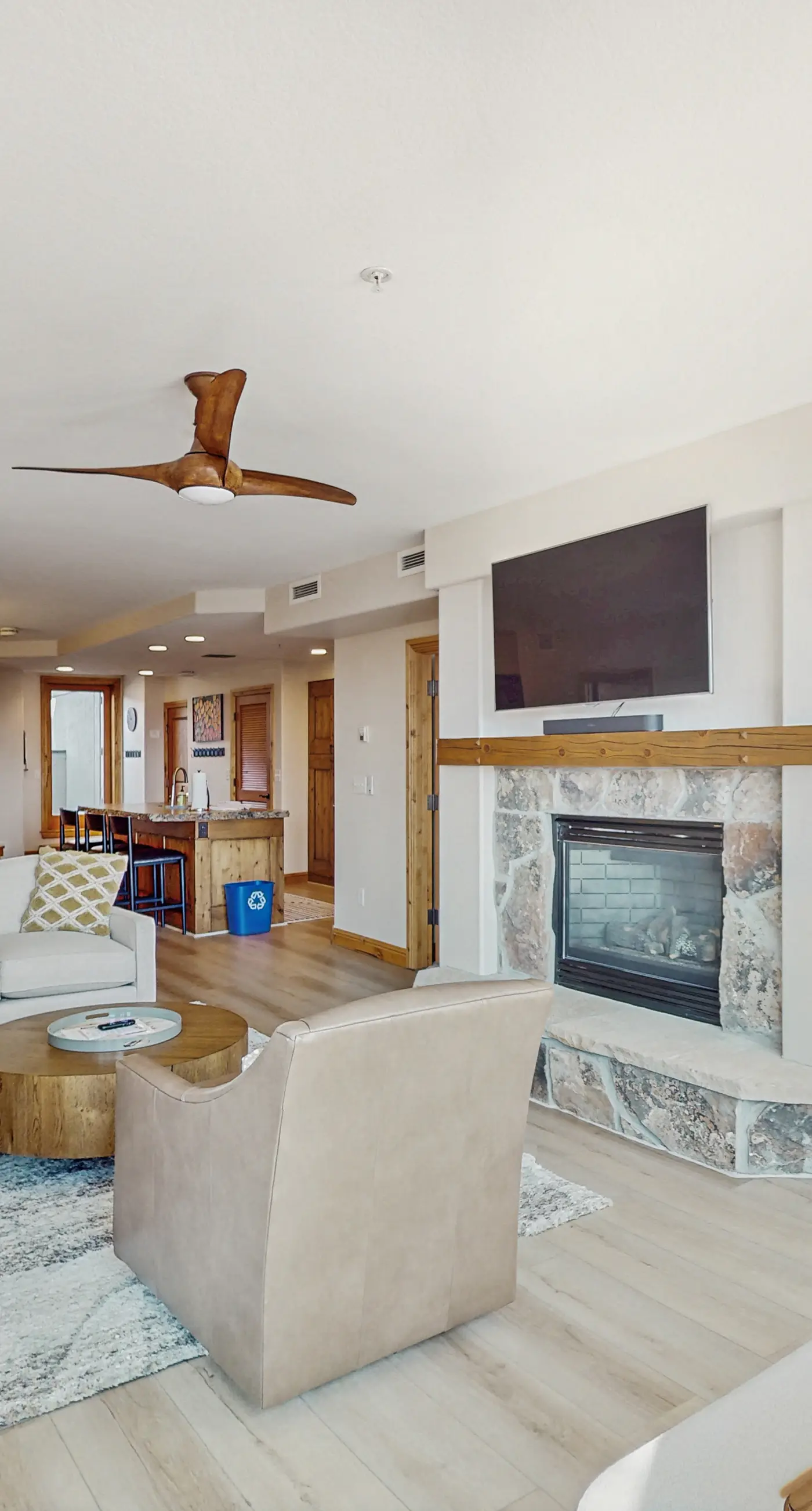 Torian Plum Creekside 616