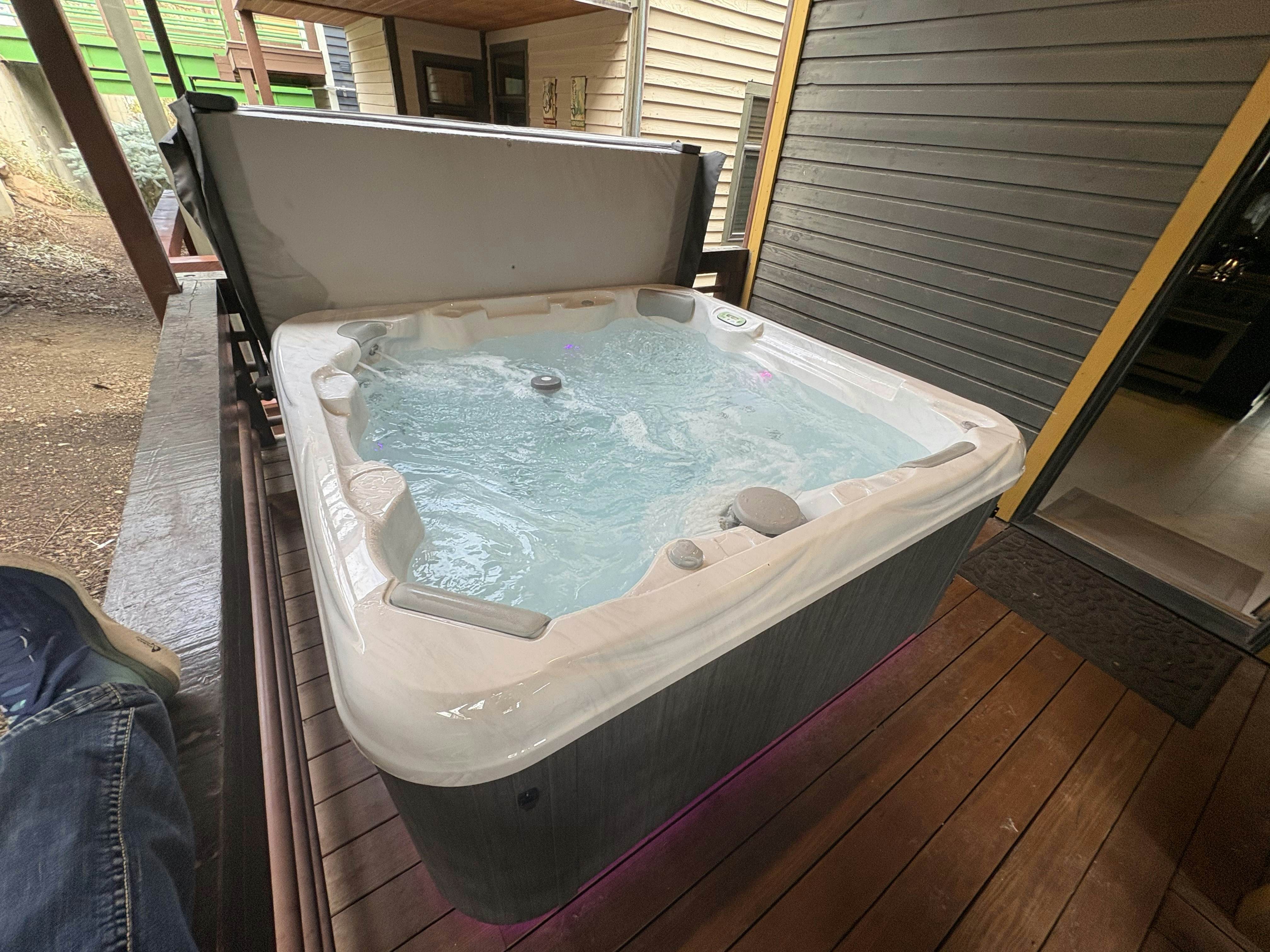 Luxury Old Town Ski House-Steps to Slopes