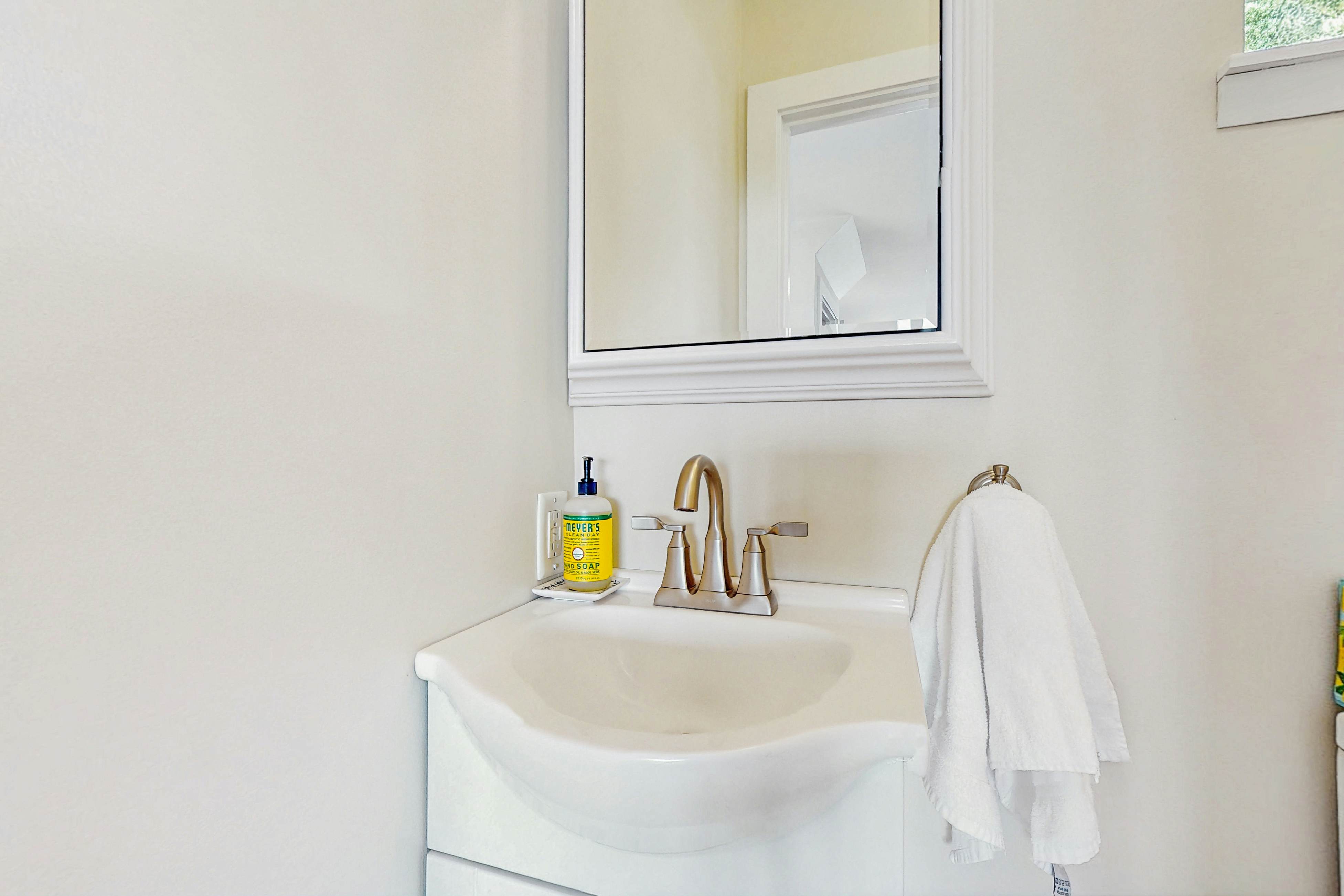 Sunrise House on Lake Champlain