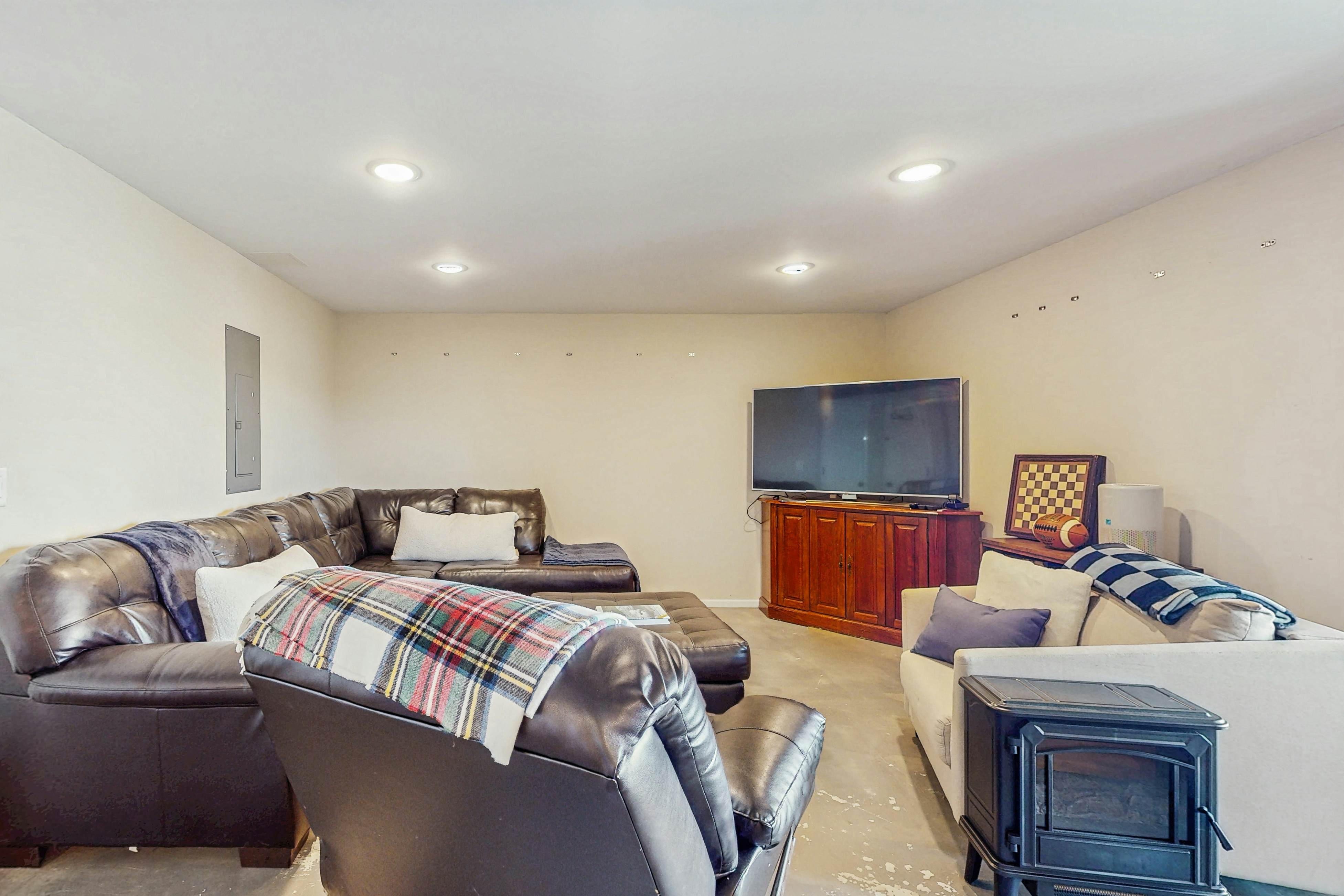 Sunrise House on Lake Champlain