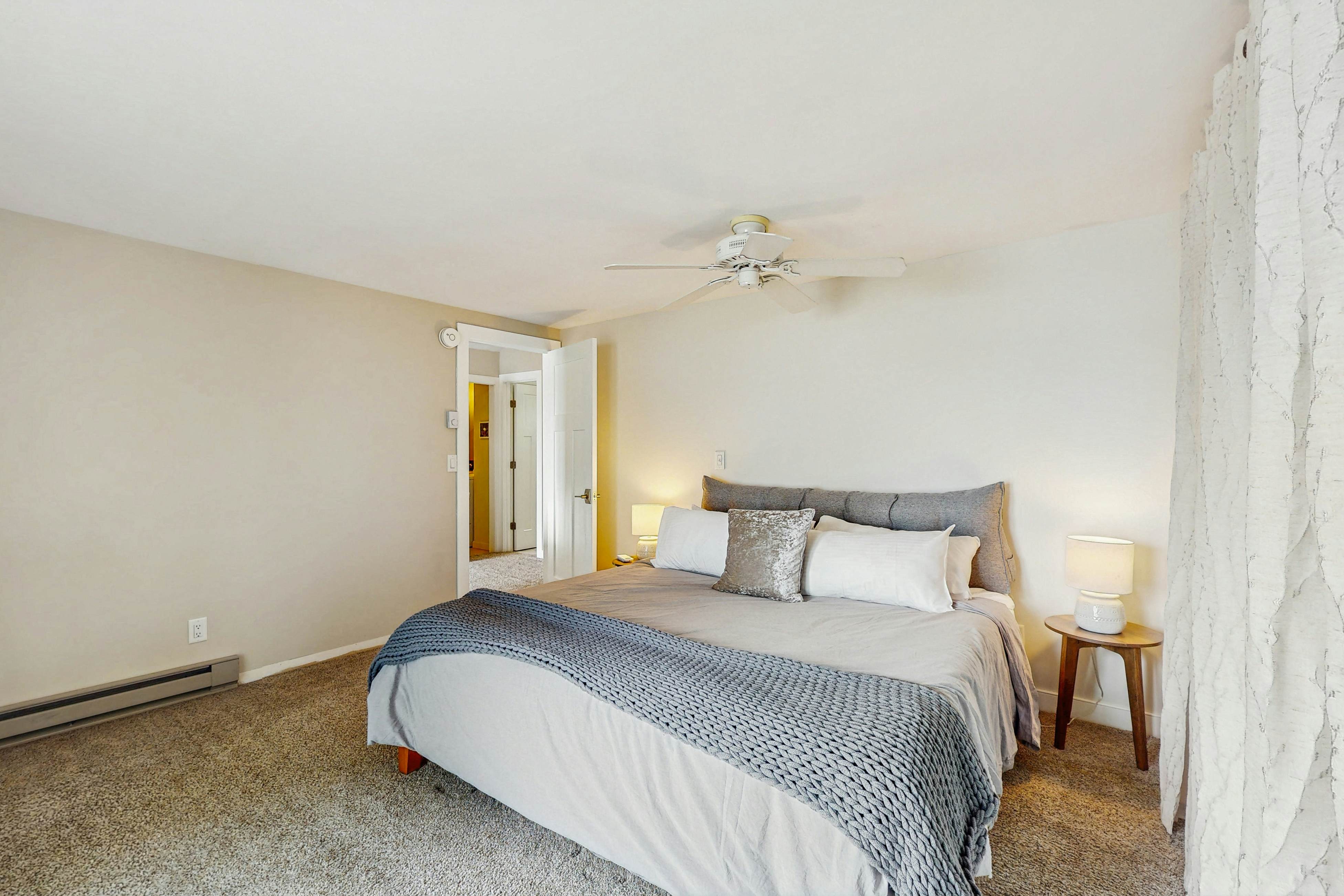 Sunrise House on Lake Champlain