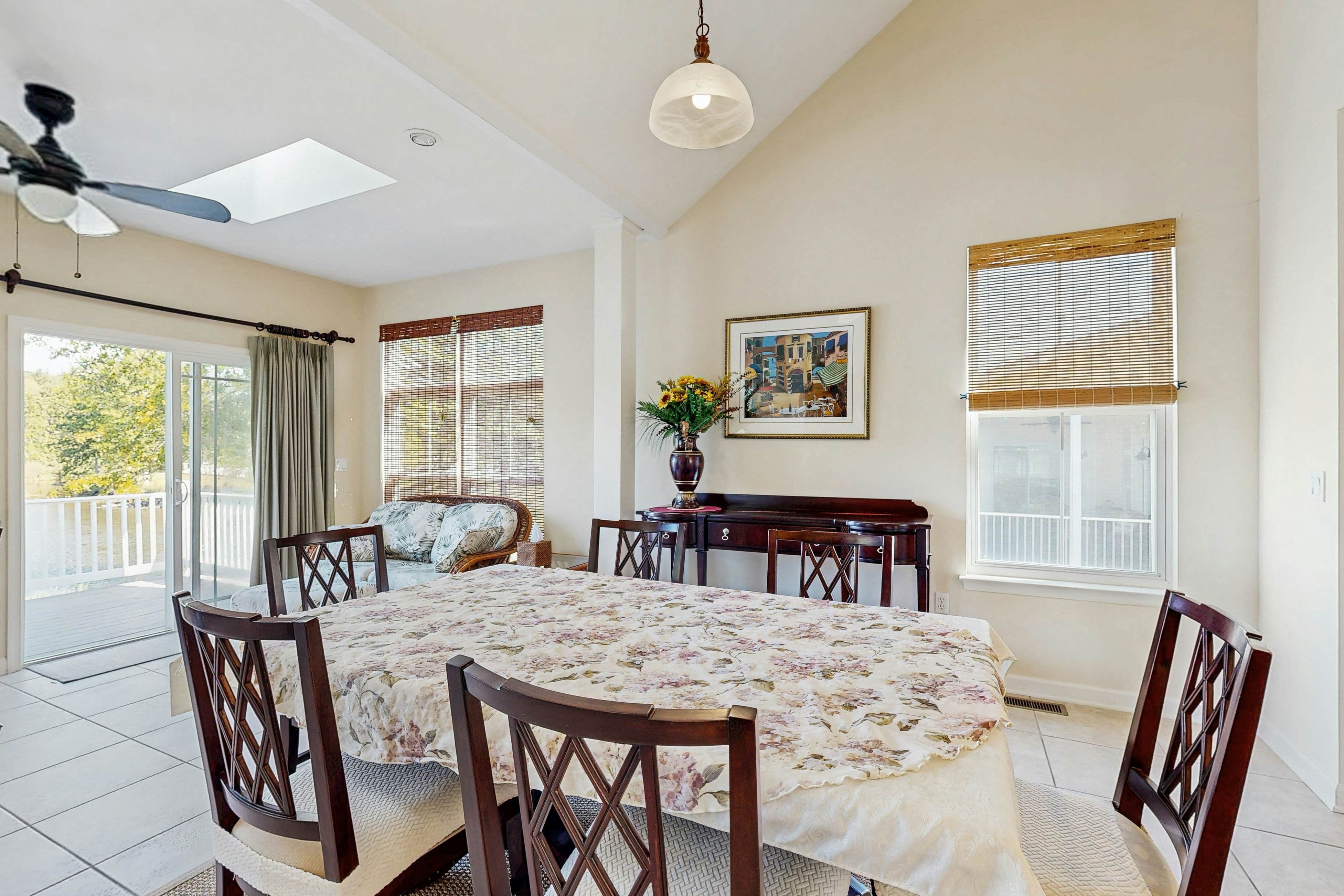 Swann Cove - 36974 Trout Terrace N