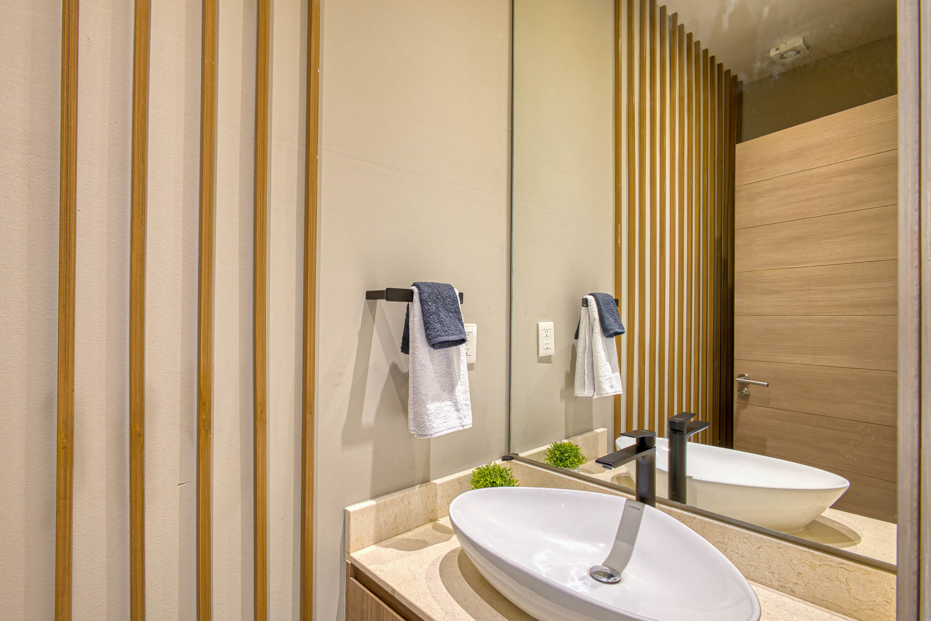 Sea Breeze Getaway at Vista Velas