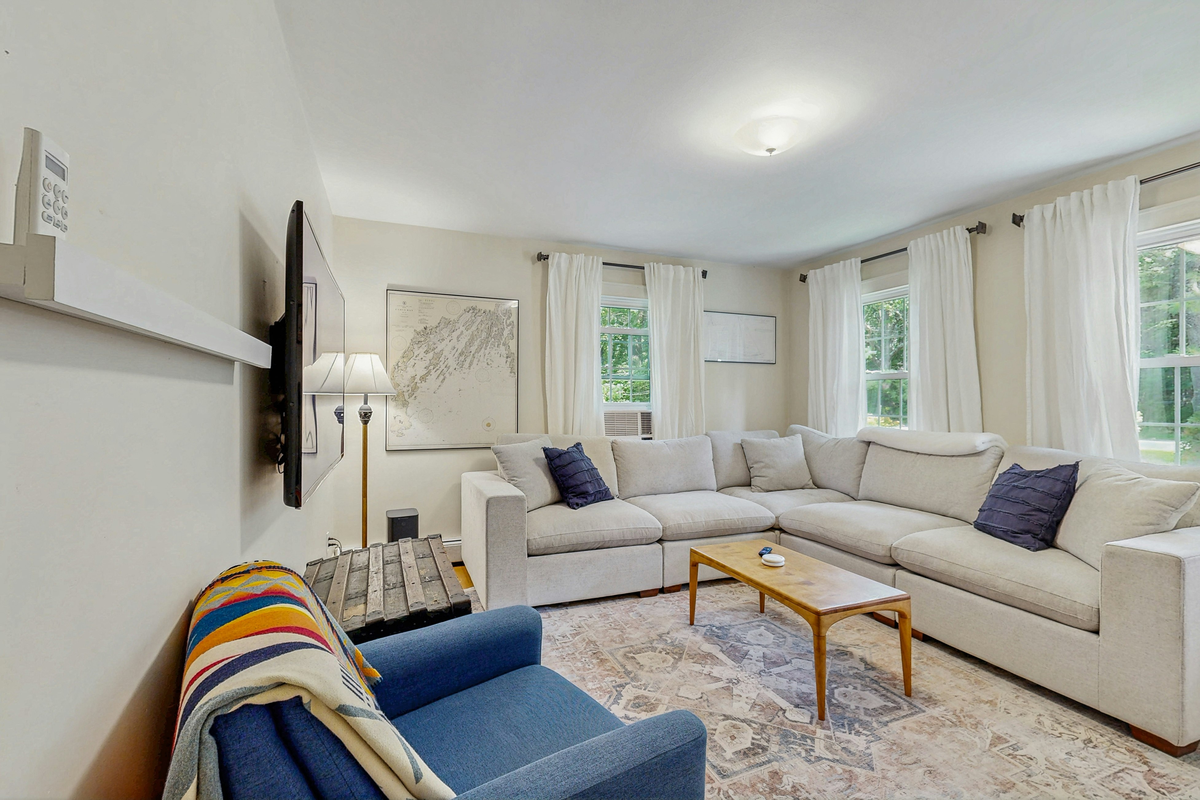 Cozy Coastal Cape Escape 