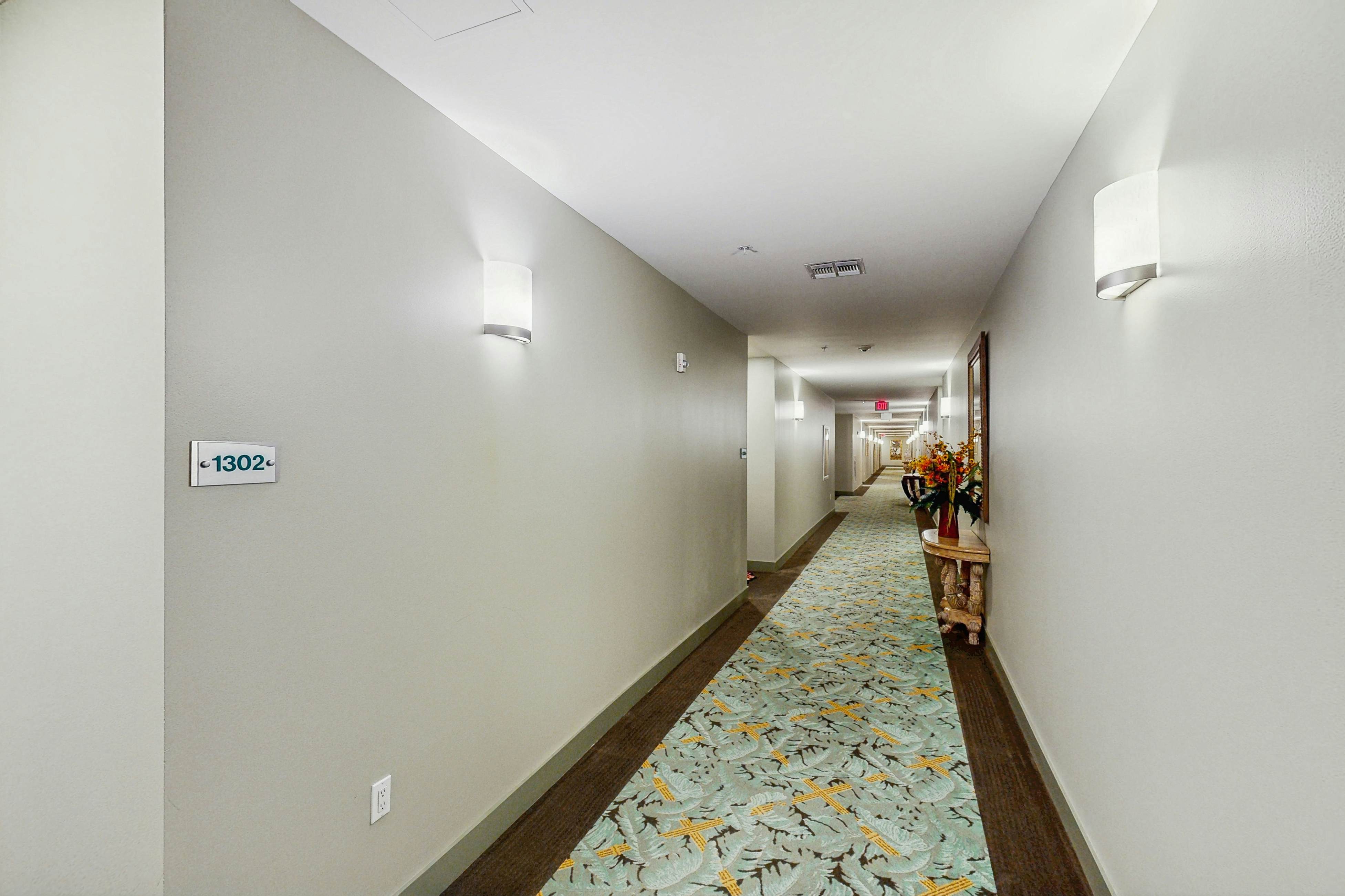 Emerald By the Sea #1302