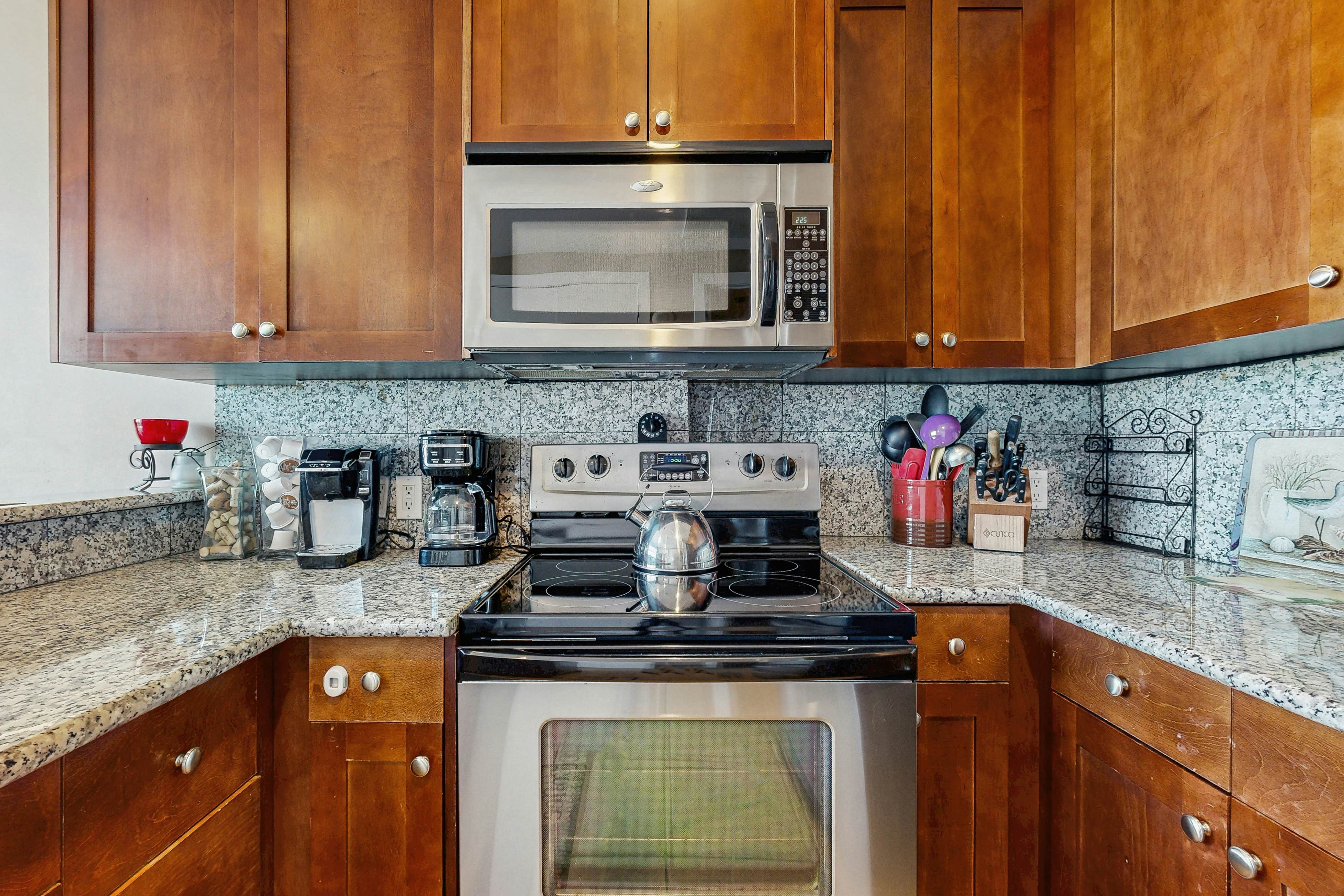 Emerald By the Sea #1302