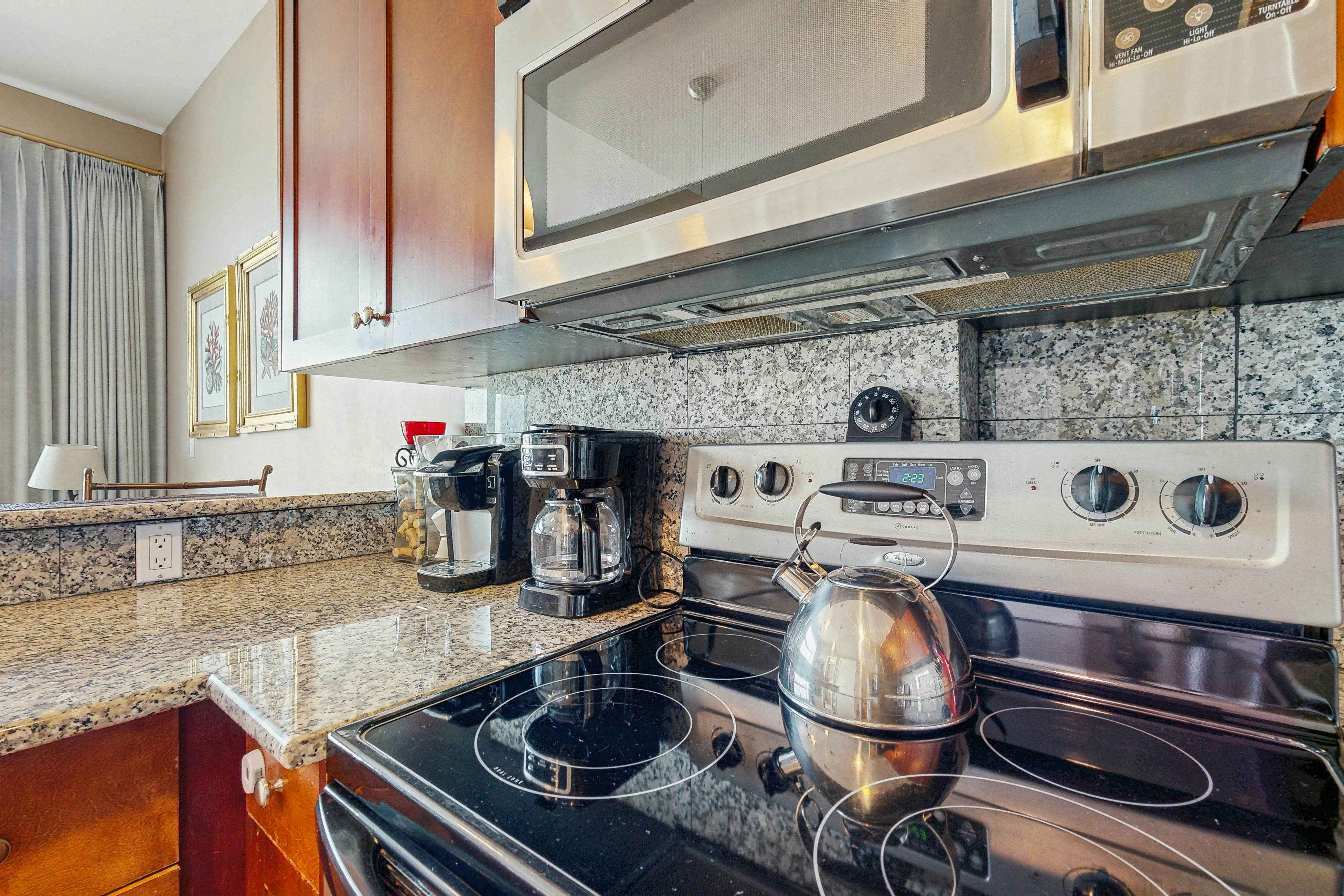 Emerald By the Sea #1302