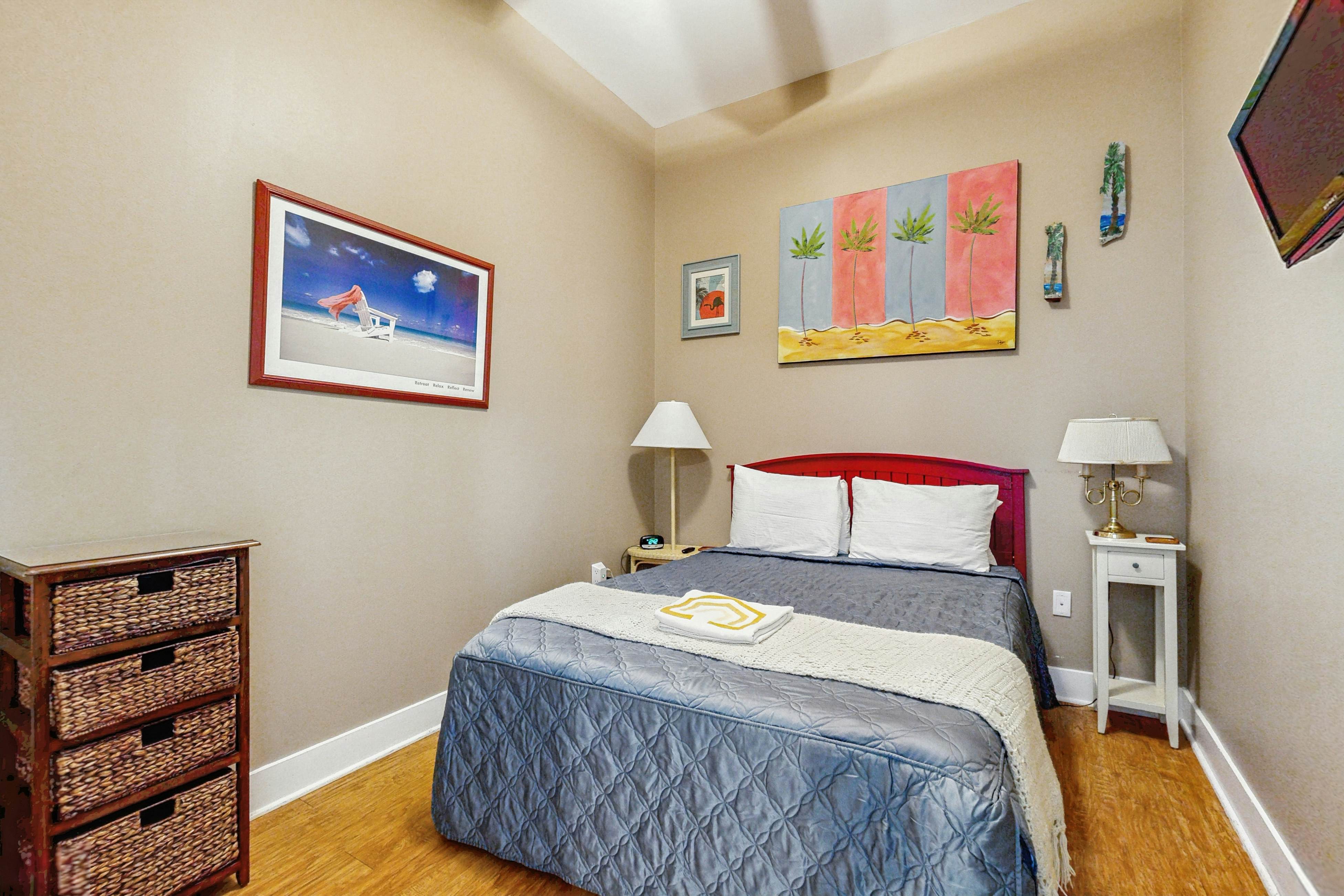 Emerald By the Sea #1302