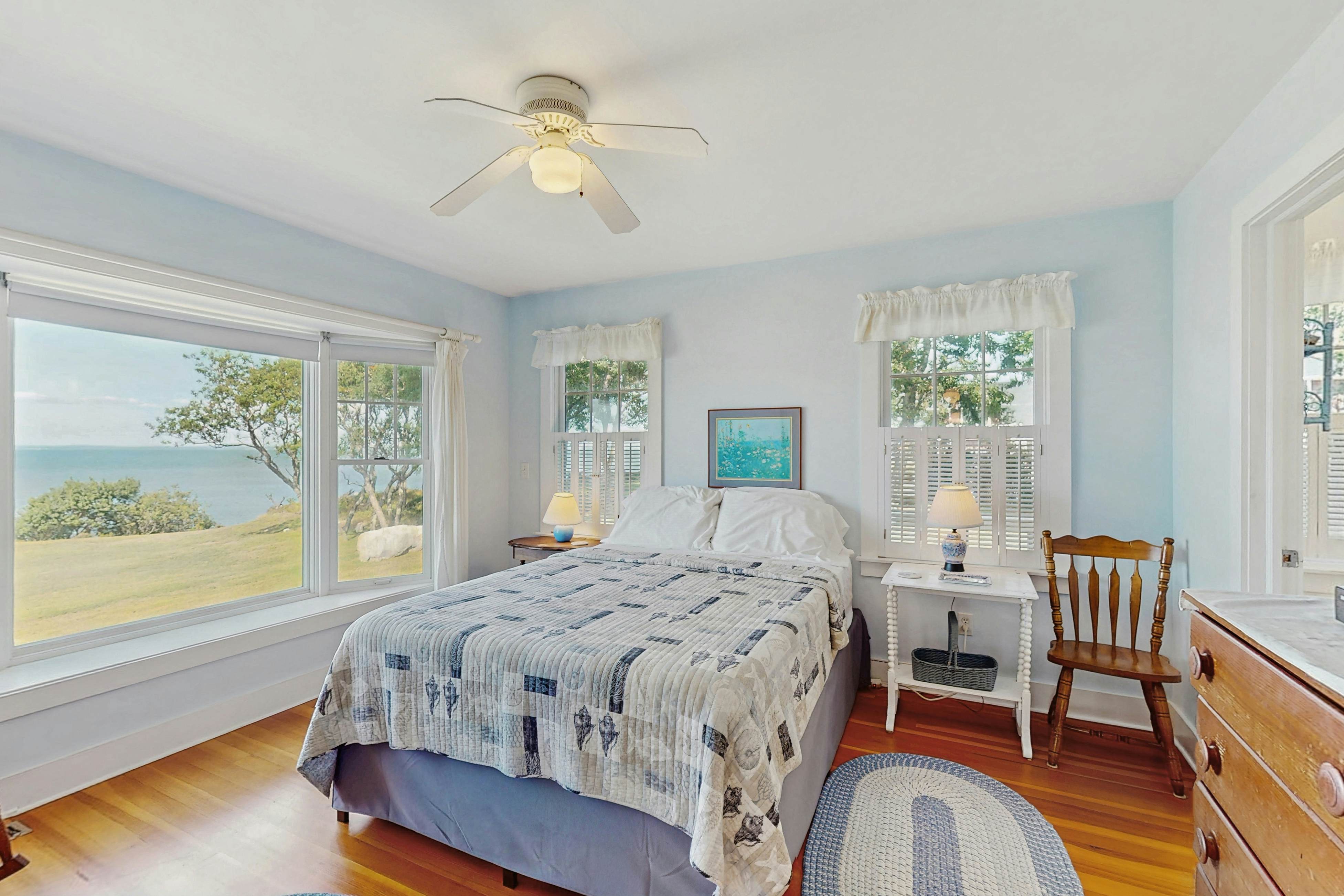 North Fork Waterfront Gem