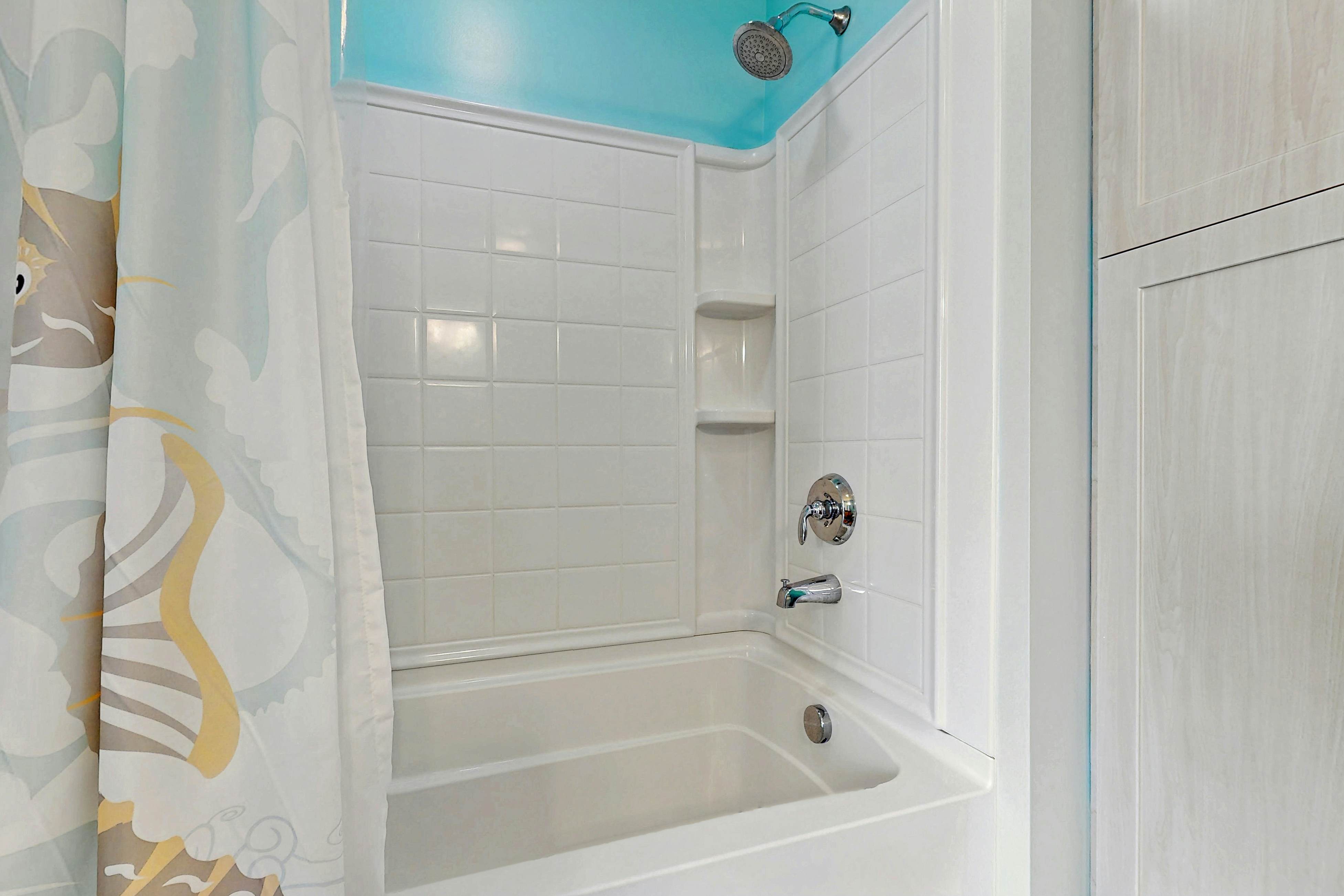 The Sanctuary - Poolview Perch B204