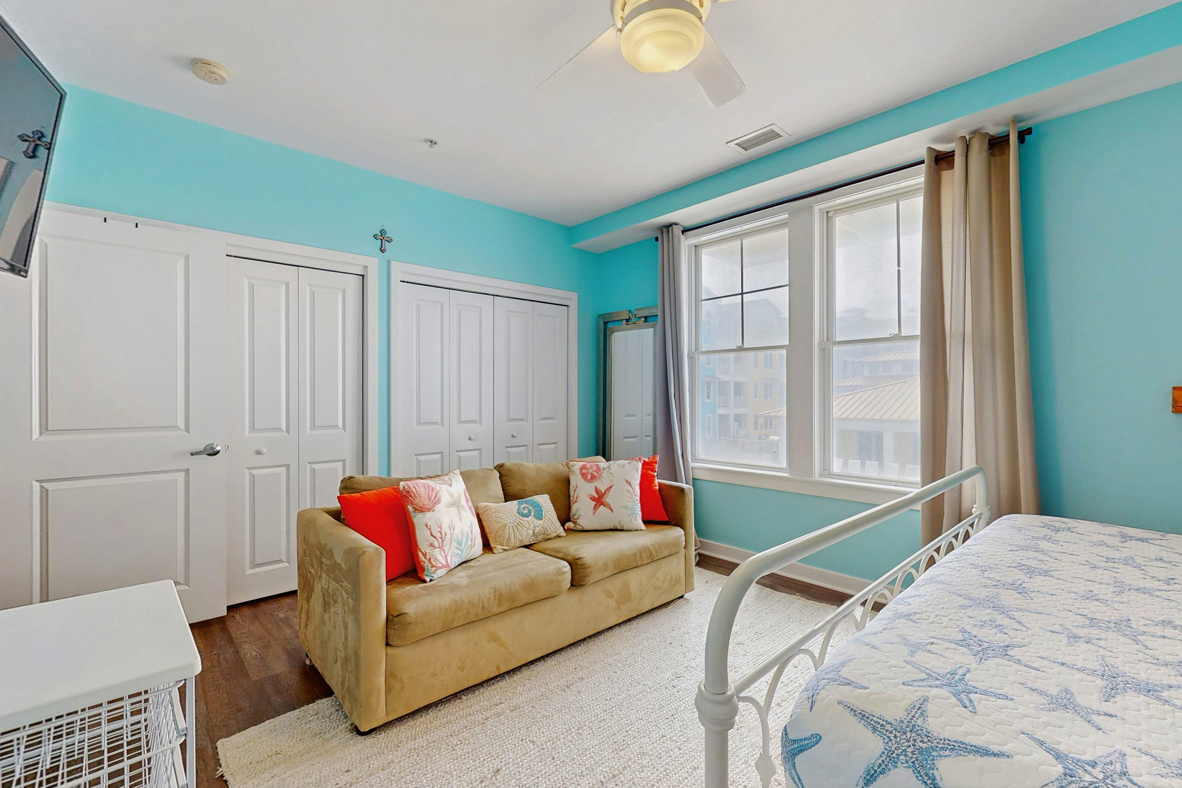 The Sanctuary - Poolview Perch B204