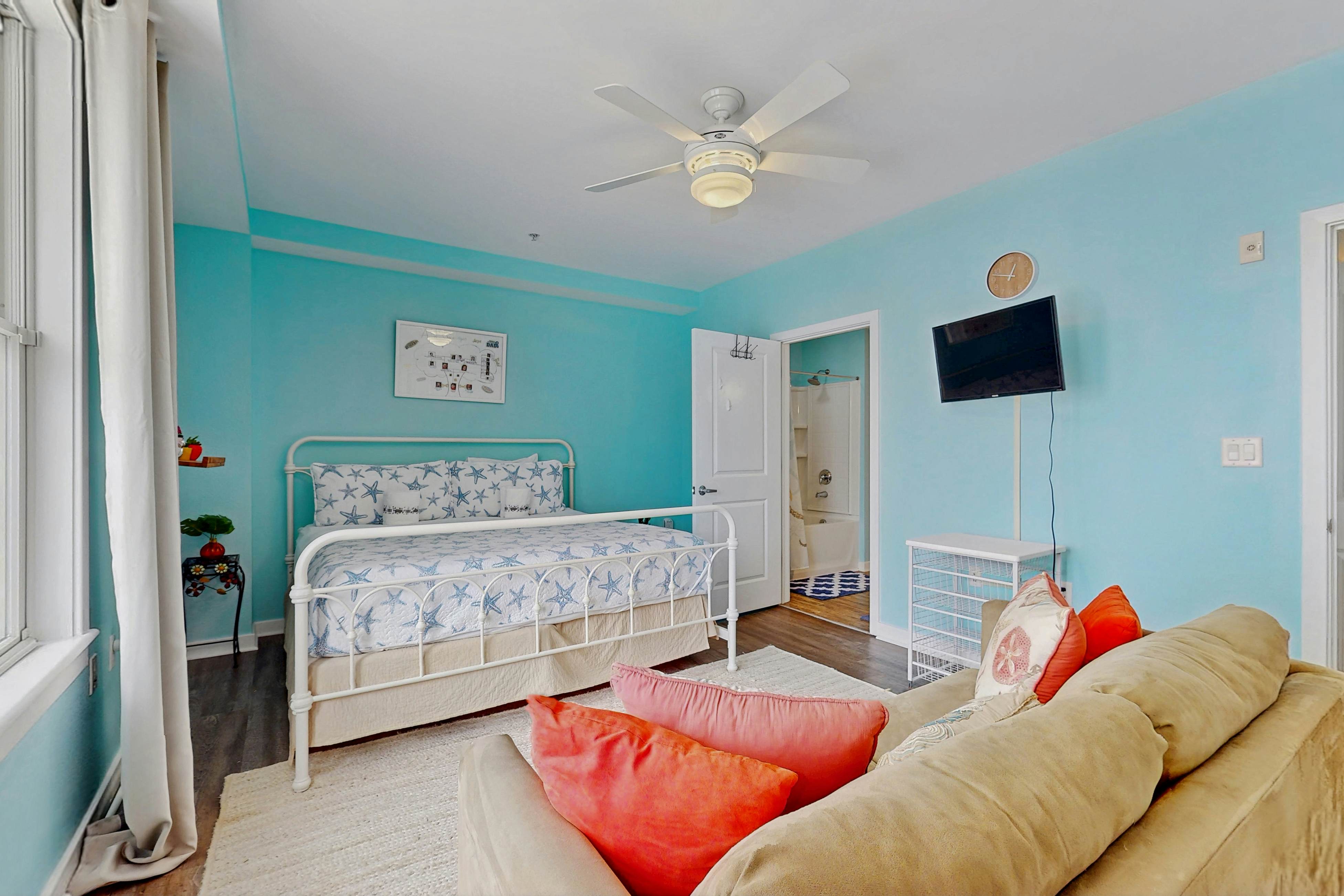 The Sanctuary - Poolview Perch B204