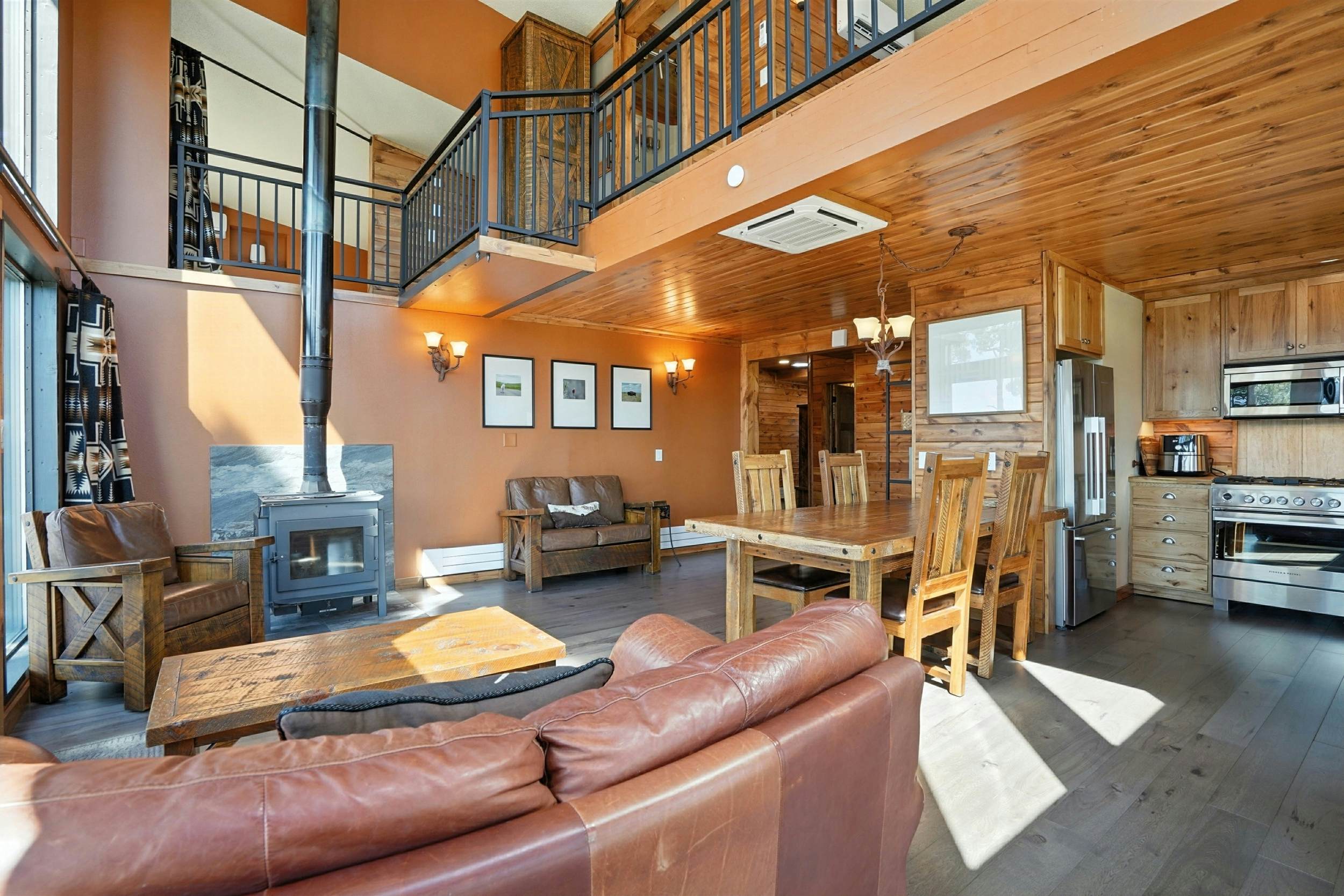 Black Hills Mountain Lodge