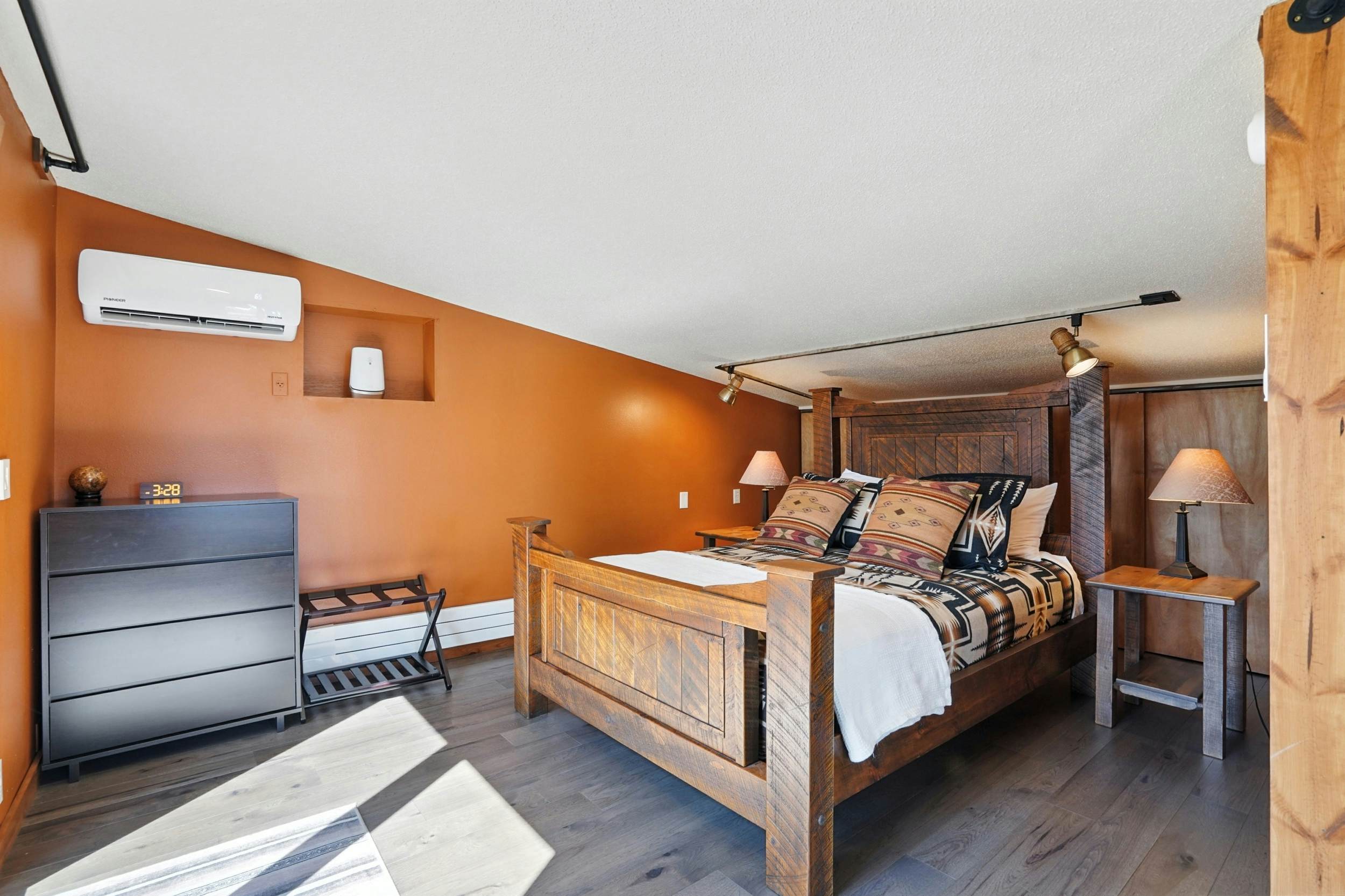 Black Hills Mountain Lodge