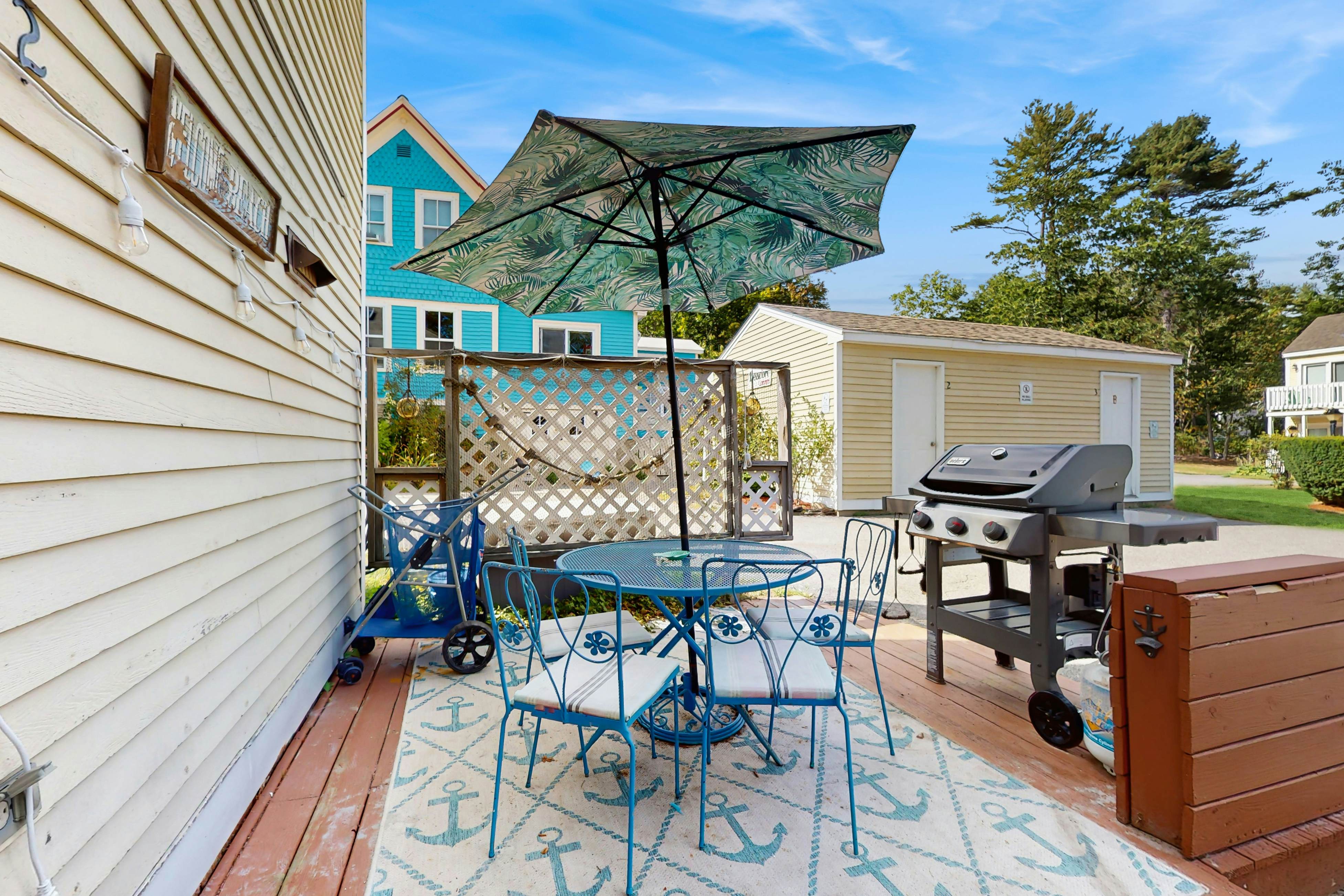 Long Sands Beach Escape