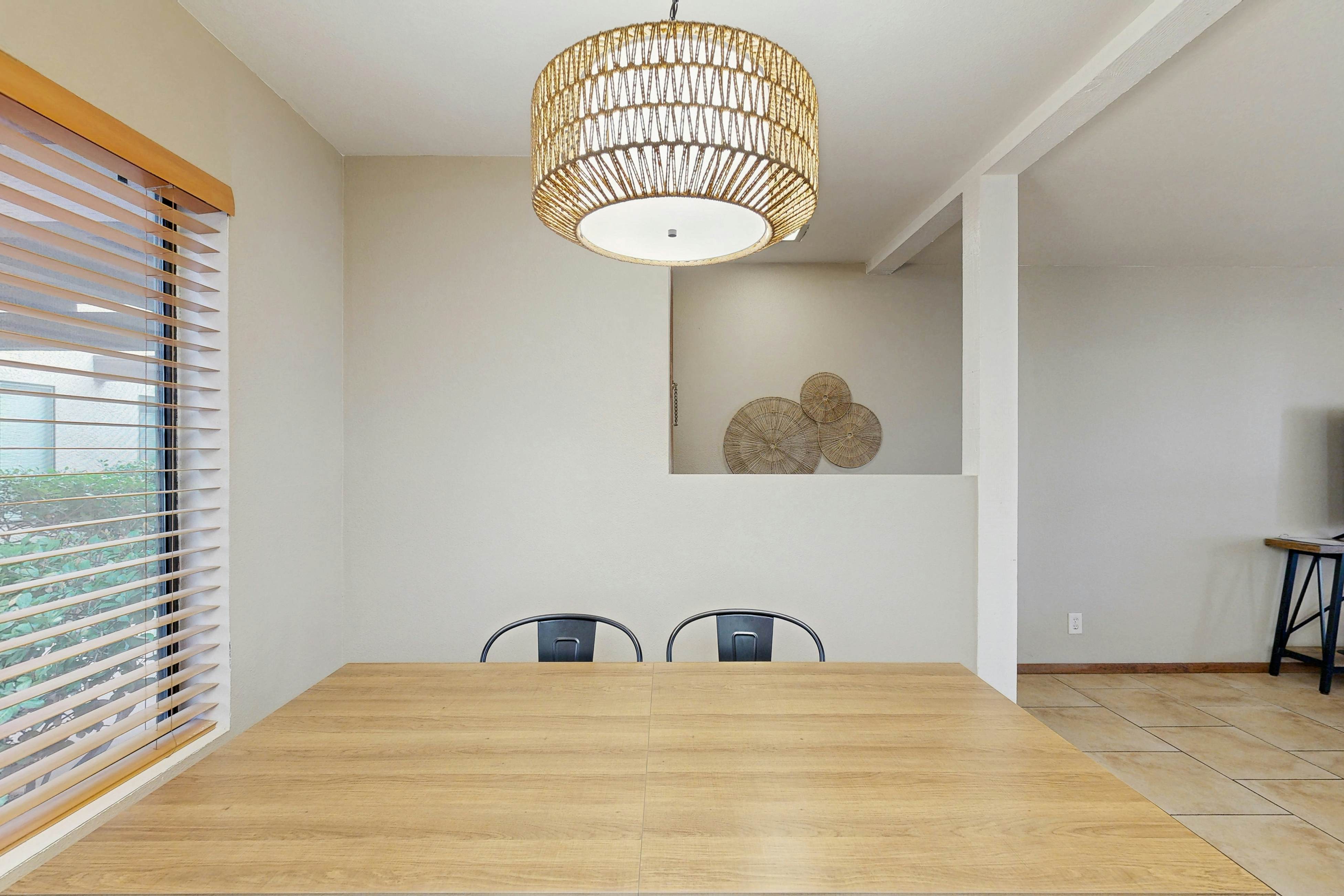 Red Horizon Hideaway