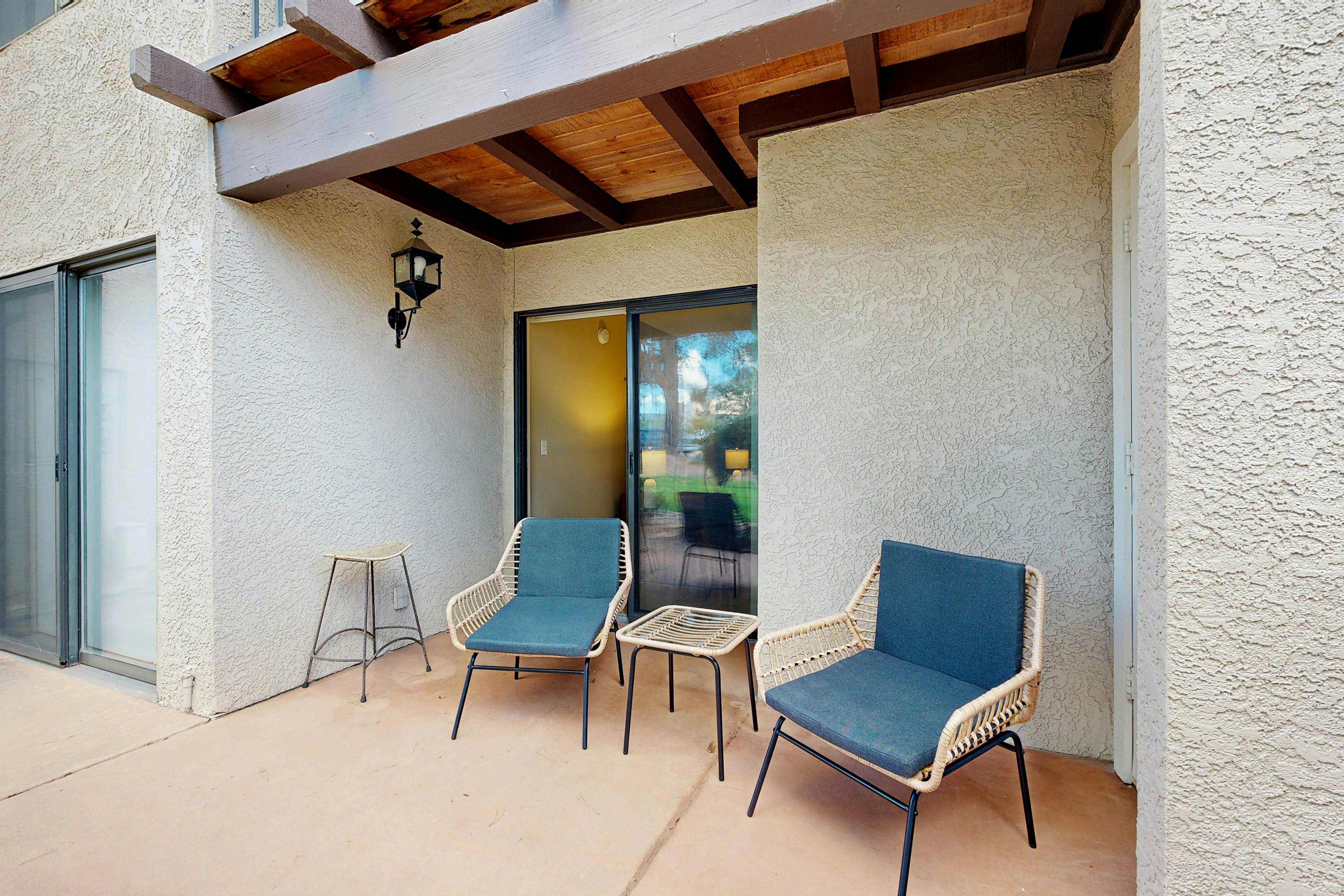 Red Horizon Hideaway