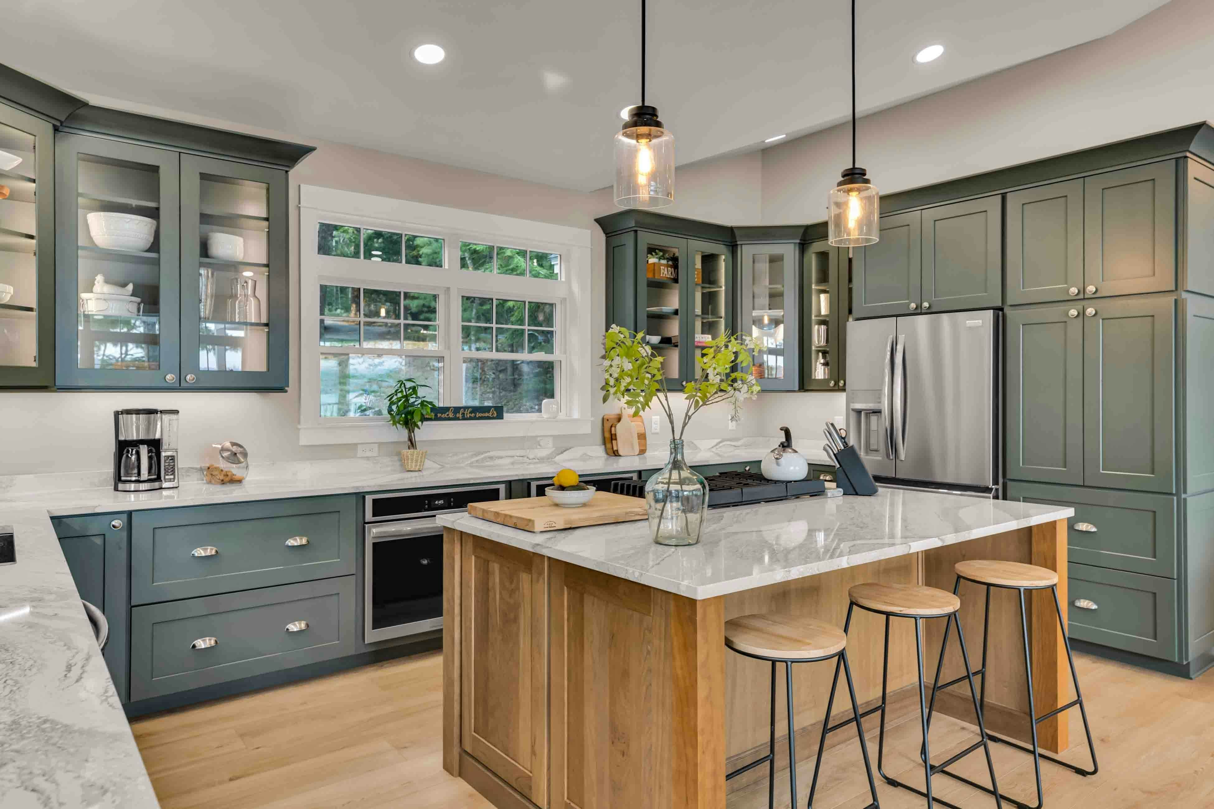 Lakeside Cottages on Toddy Pond
