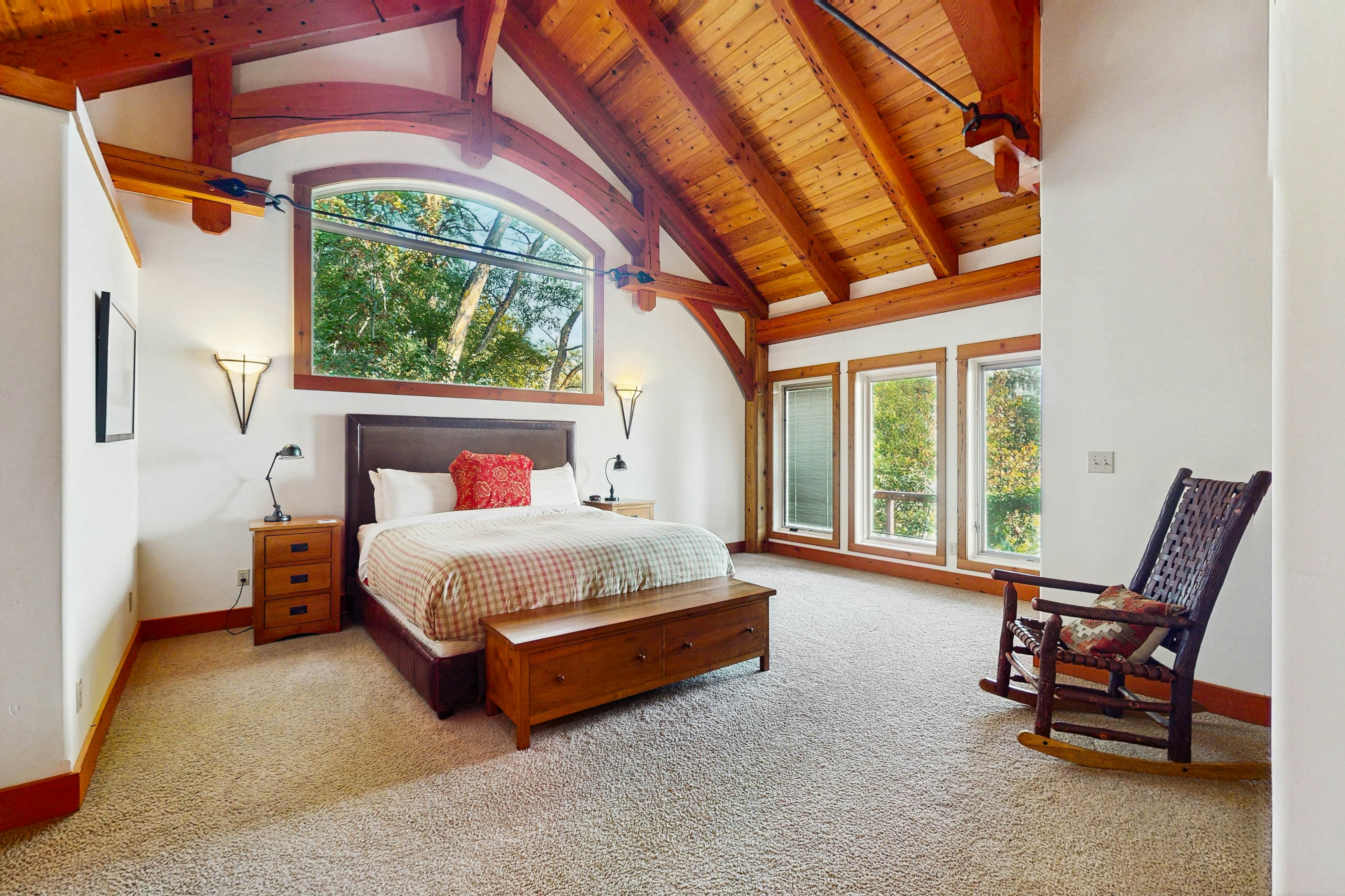 Bottle Bay Lakefront Lodge