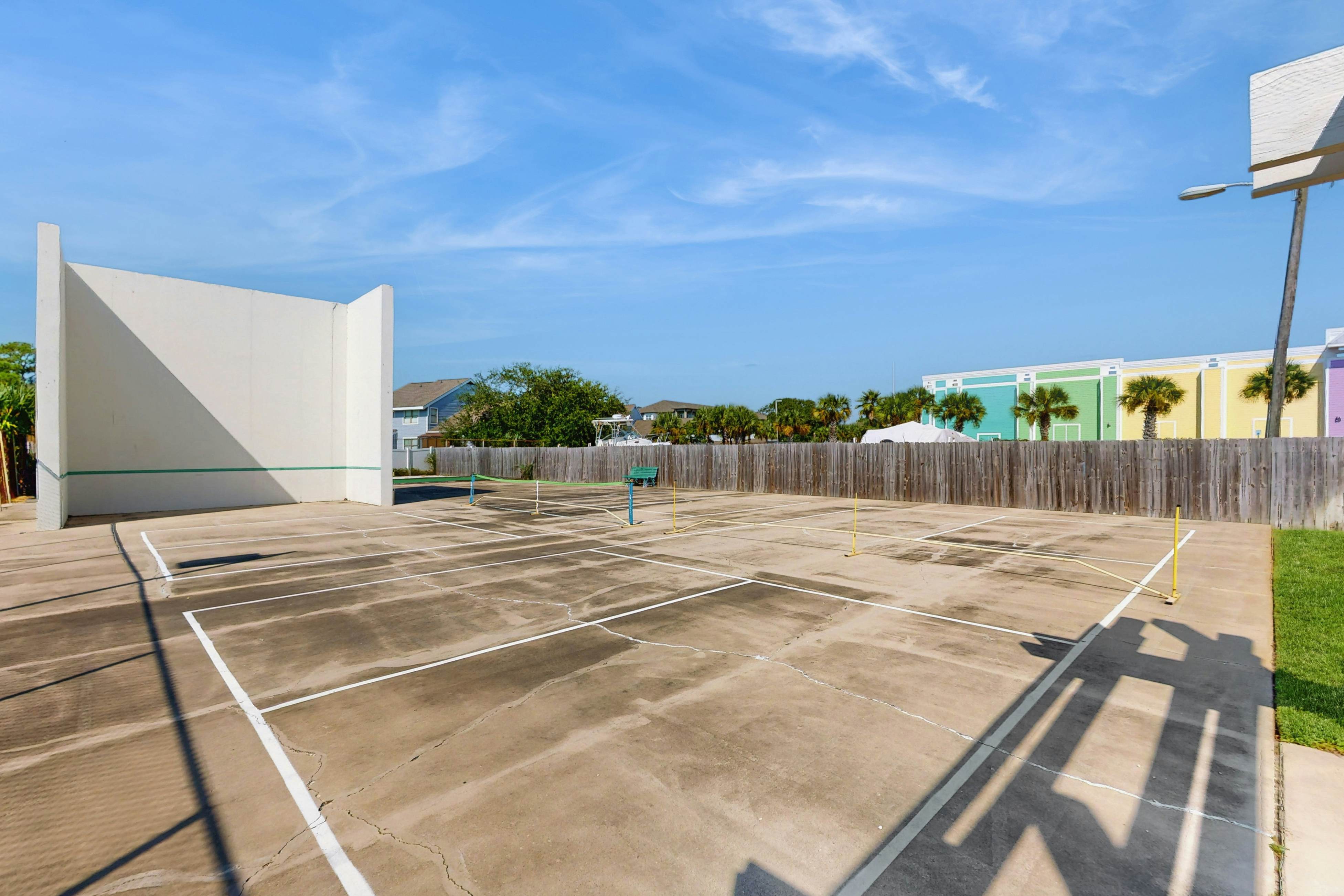 Summer House on Romar Beach 101A