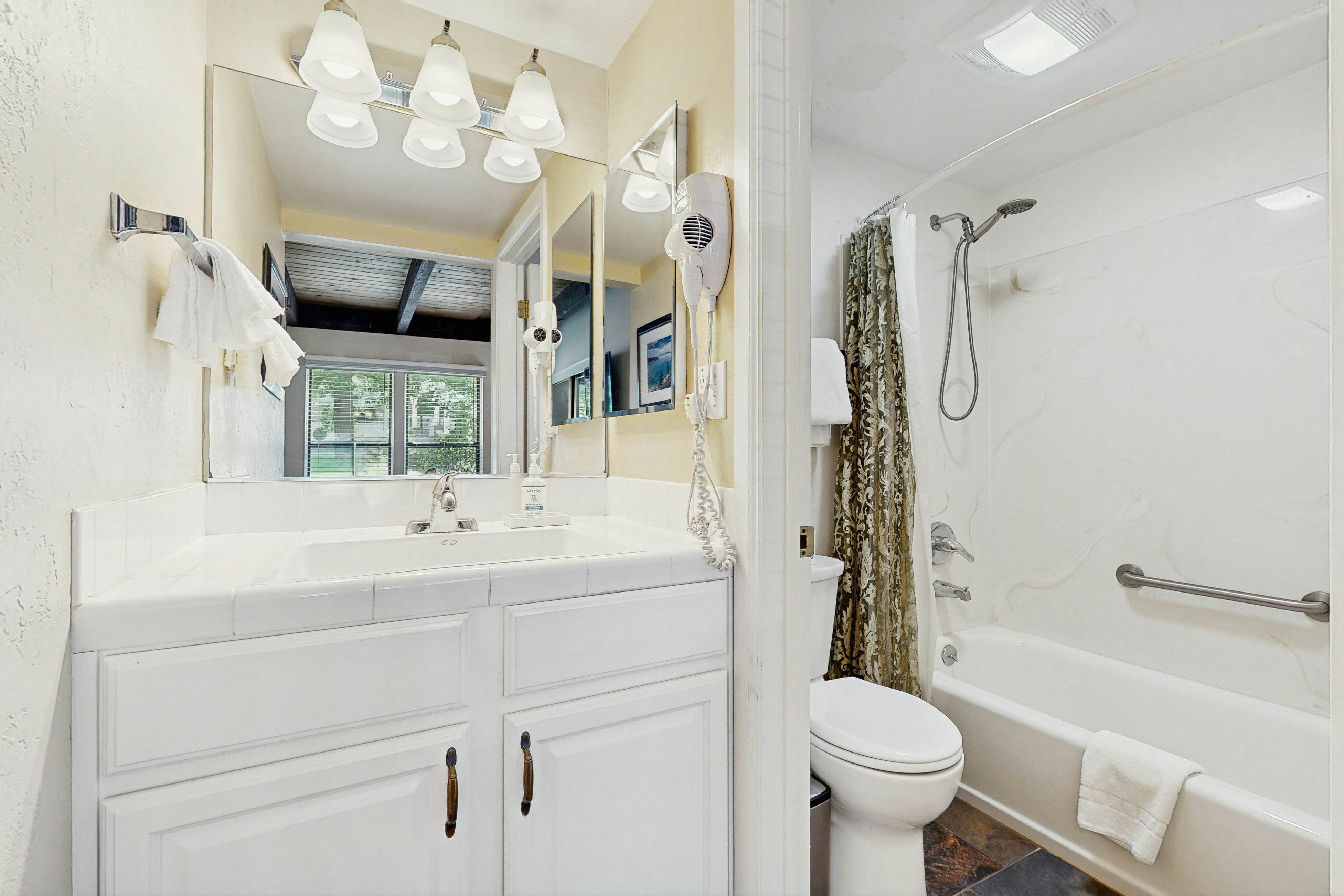 Lakeland Village 485