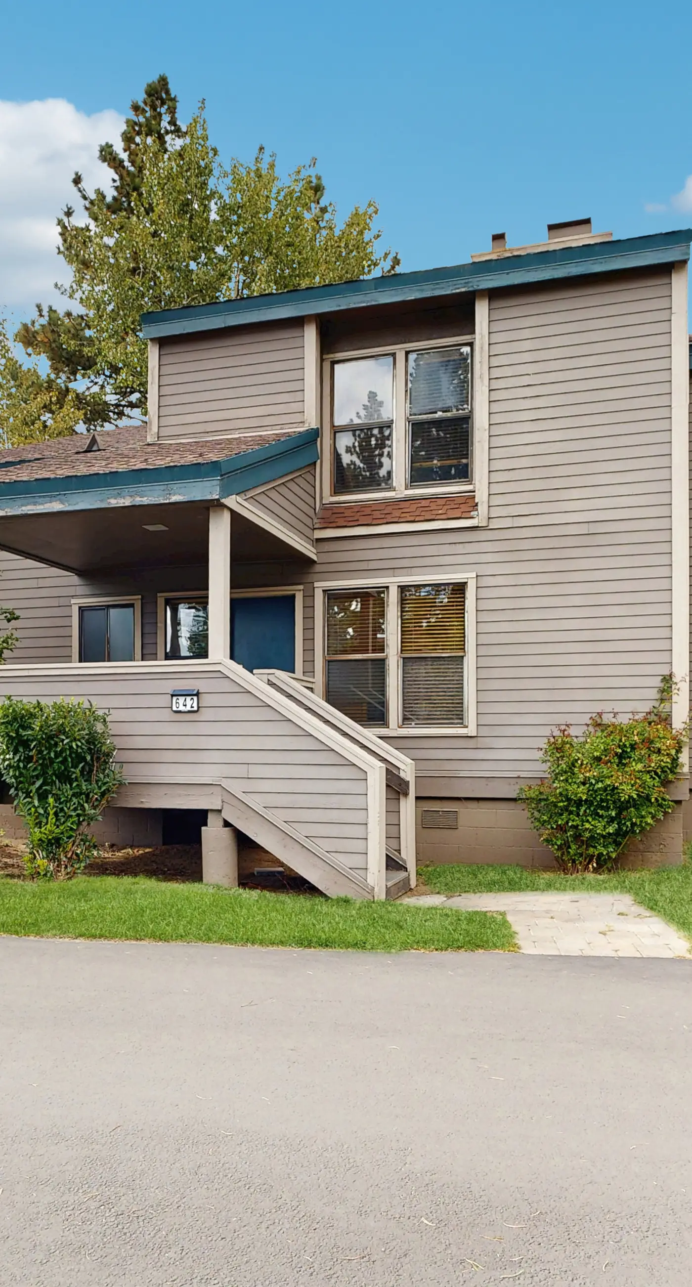 Lakeland Village 642