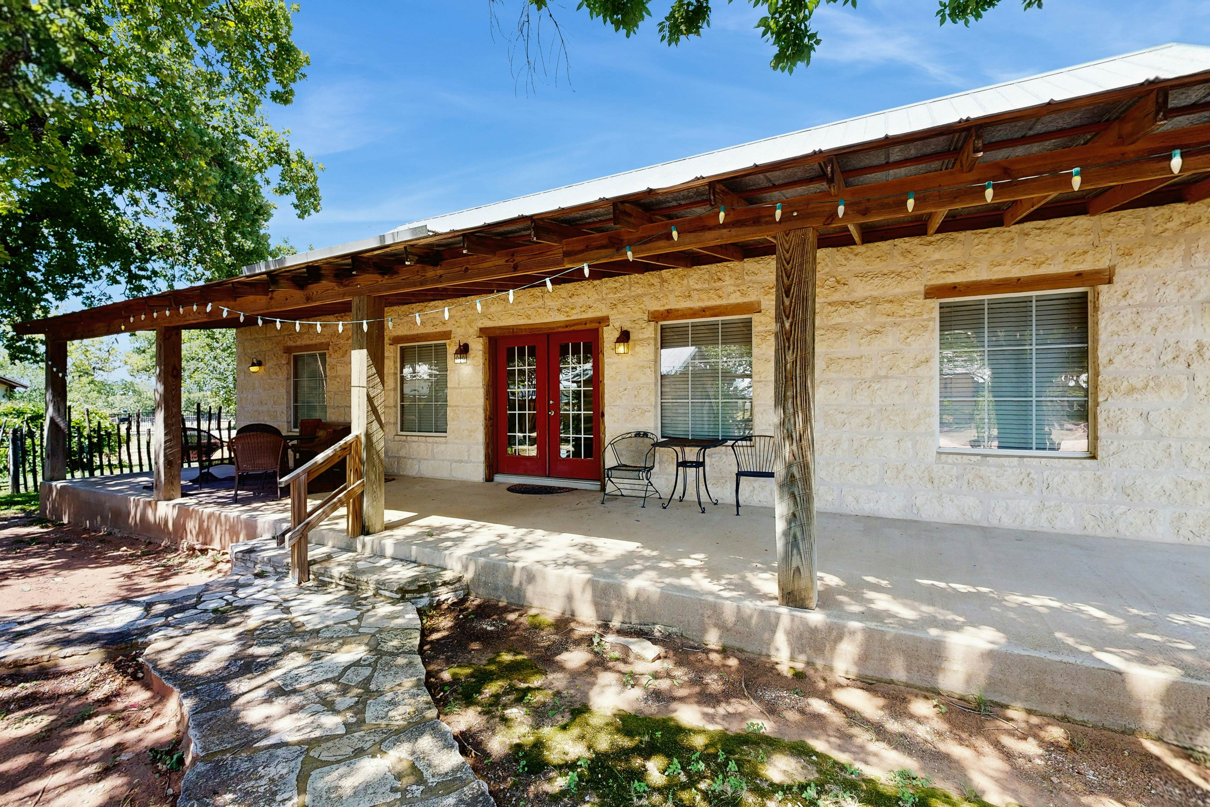 Historic Rocky Hill- Full Property