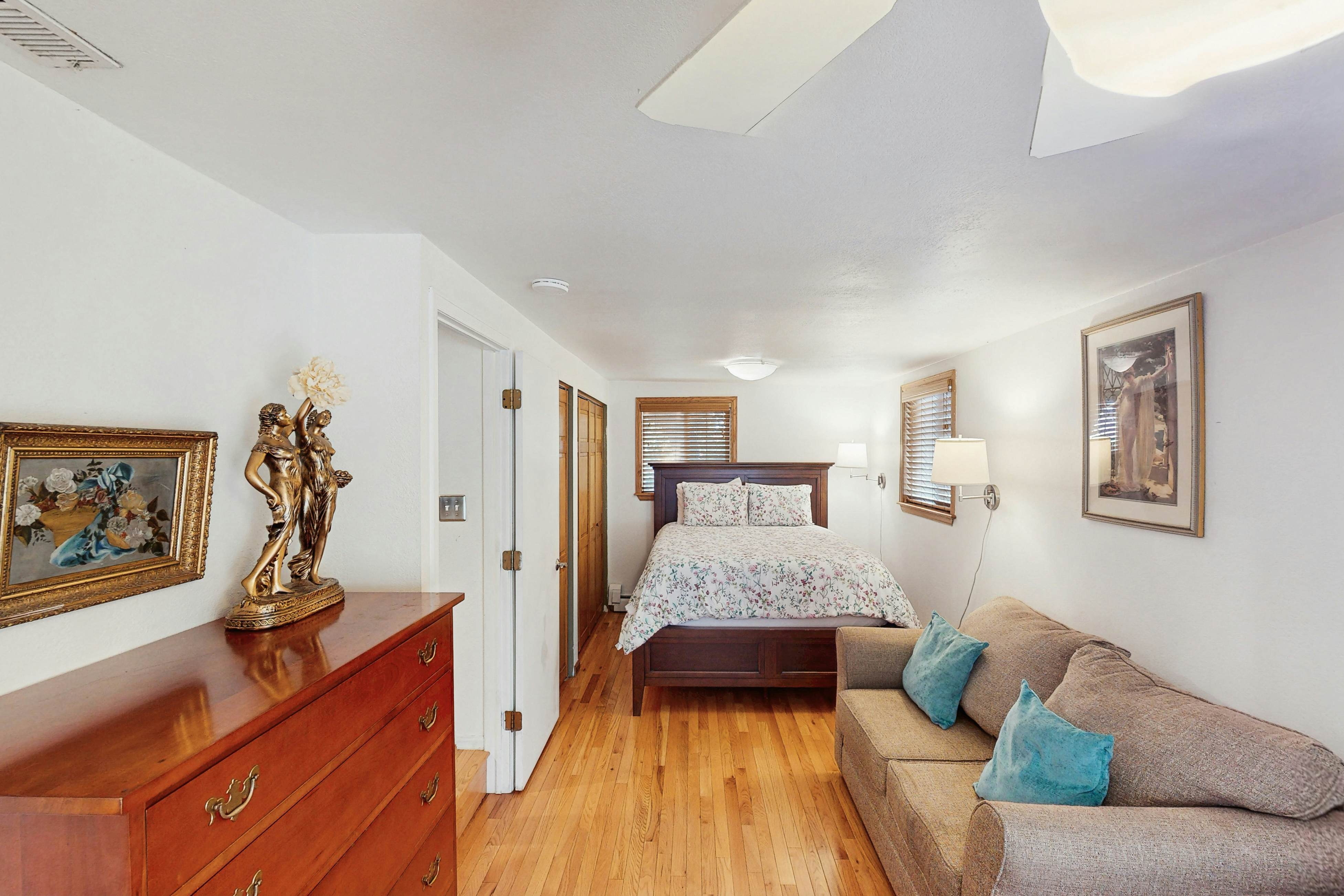 Little Lazy Bear Retreat