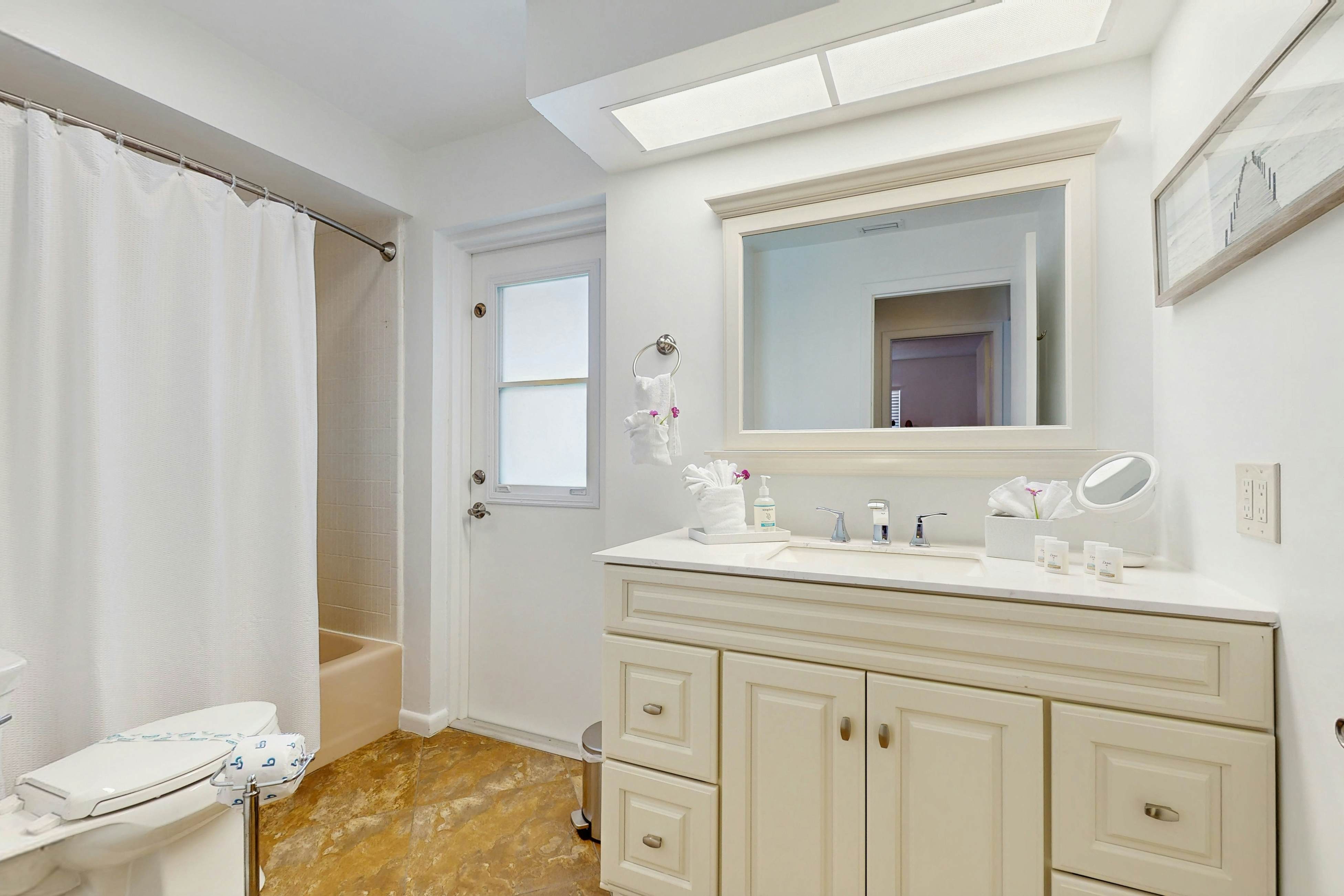 Breezes and Bliss on the Canal