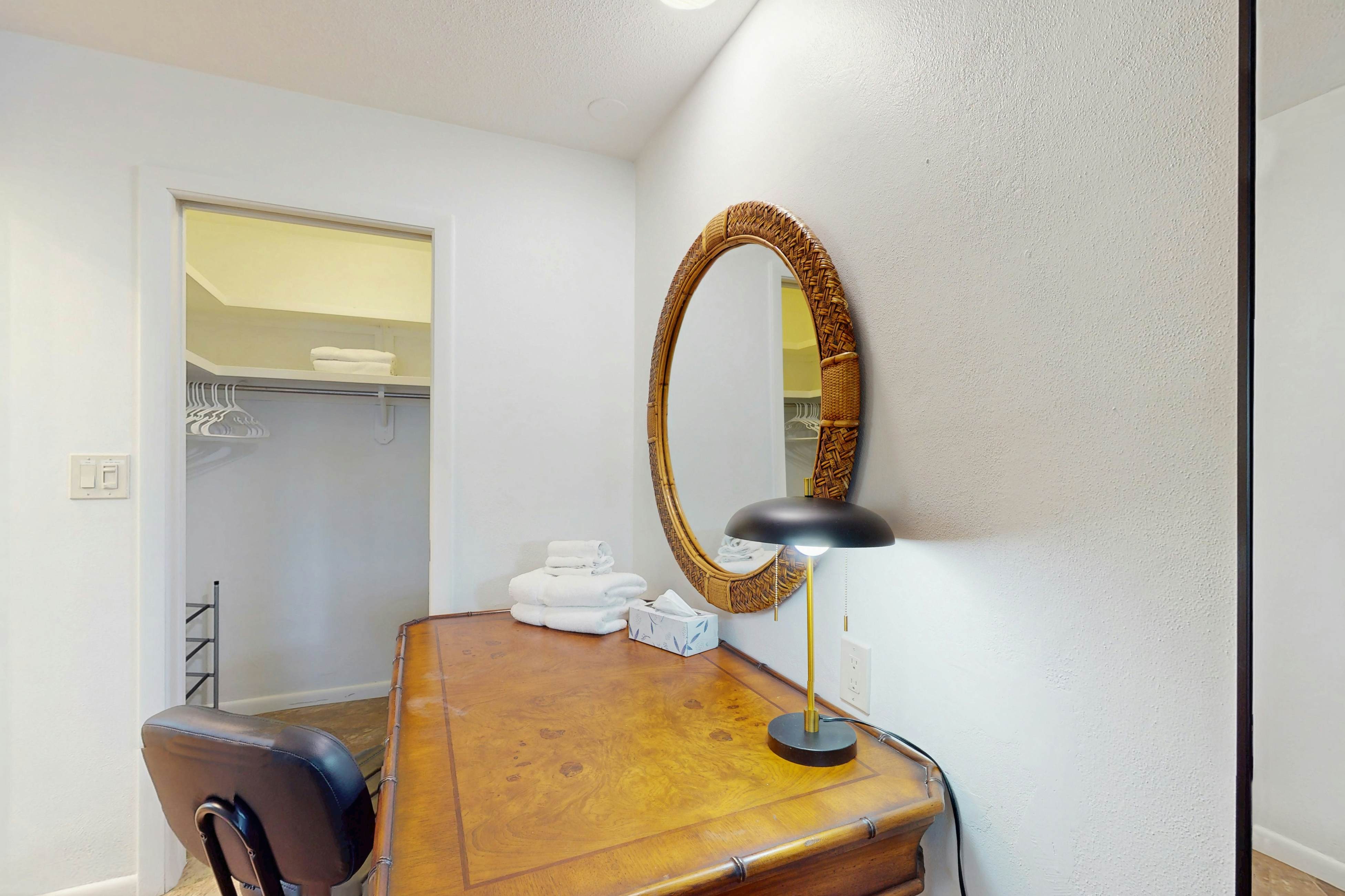 Breezes and Bliss on the Canal