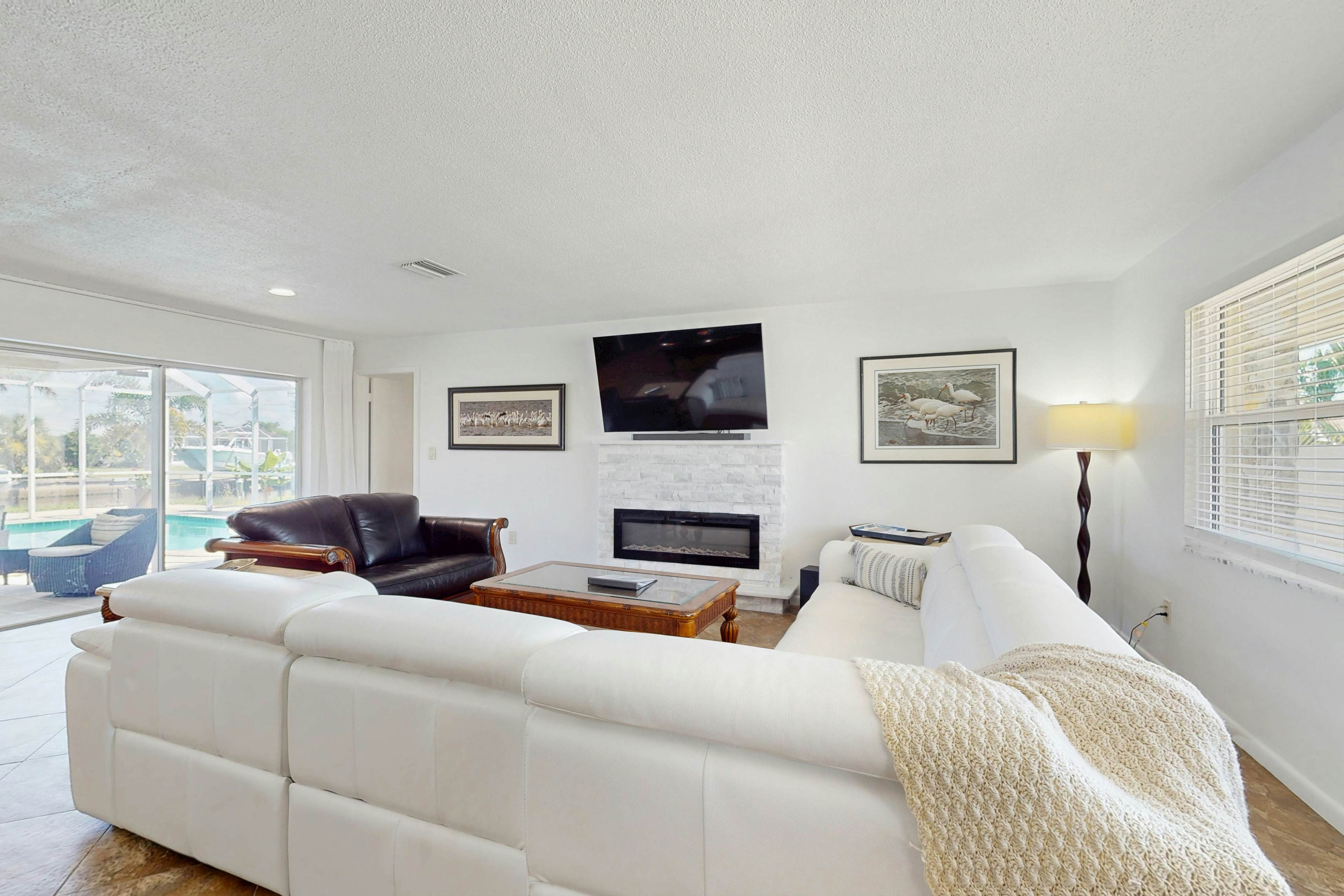 Breezes and Bliss on the Canal