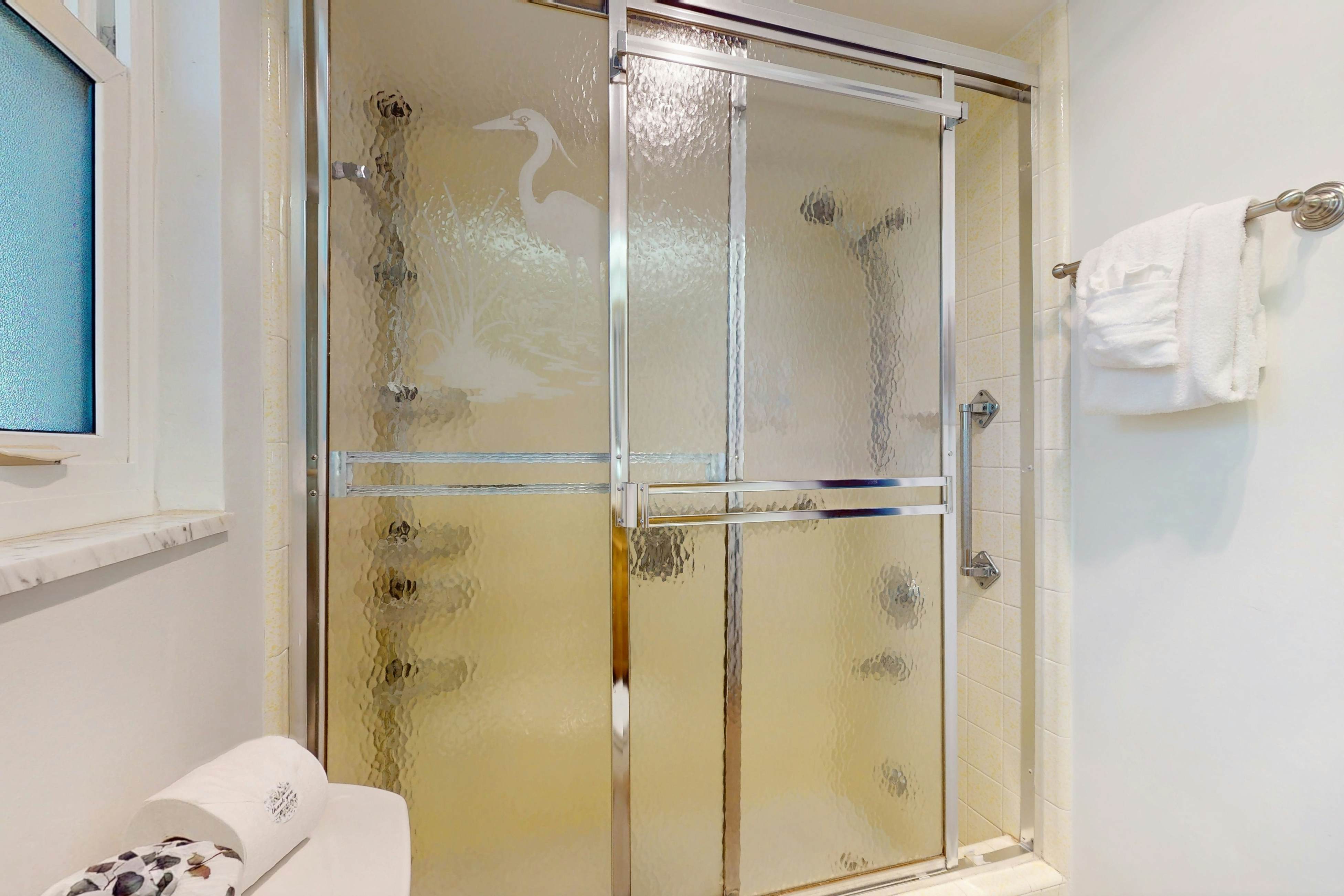 Breezes and Bliss on the Canal