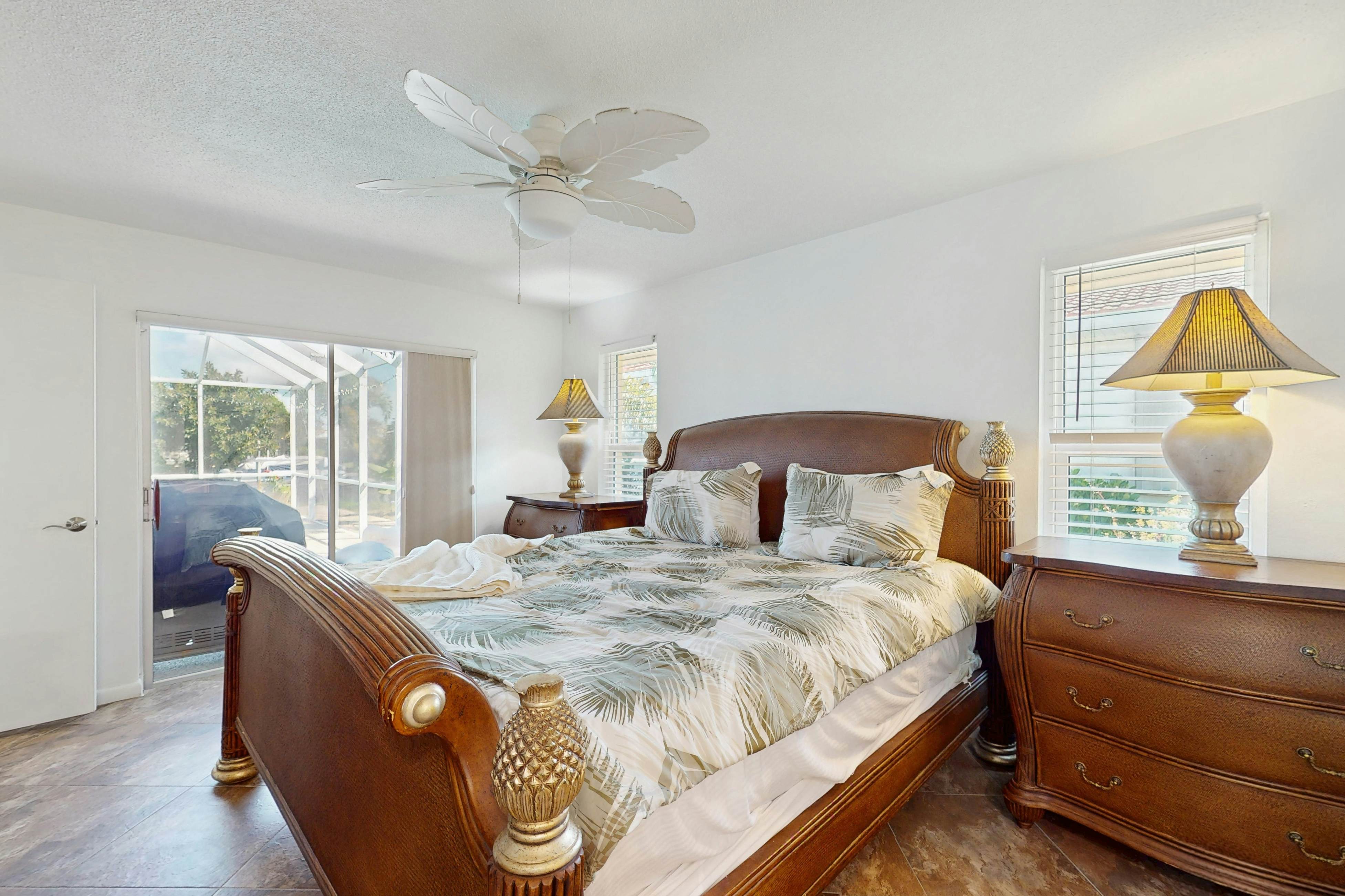 Breezes and Bliss on the Canal