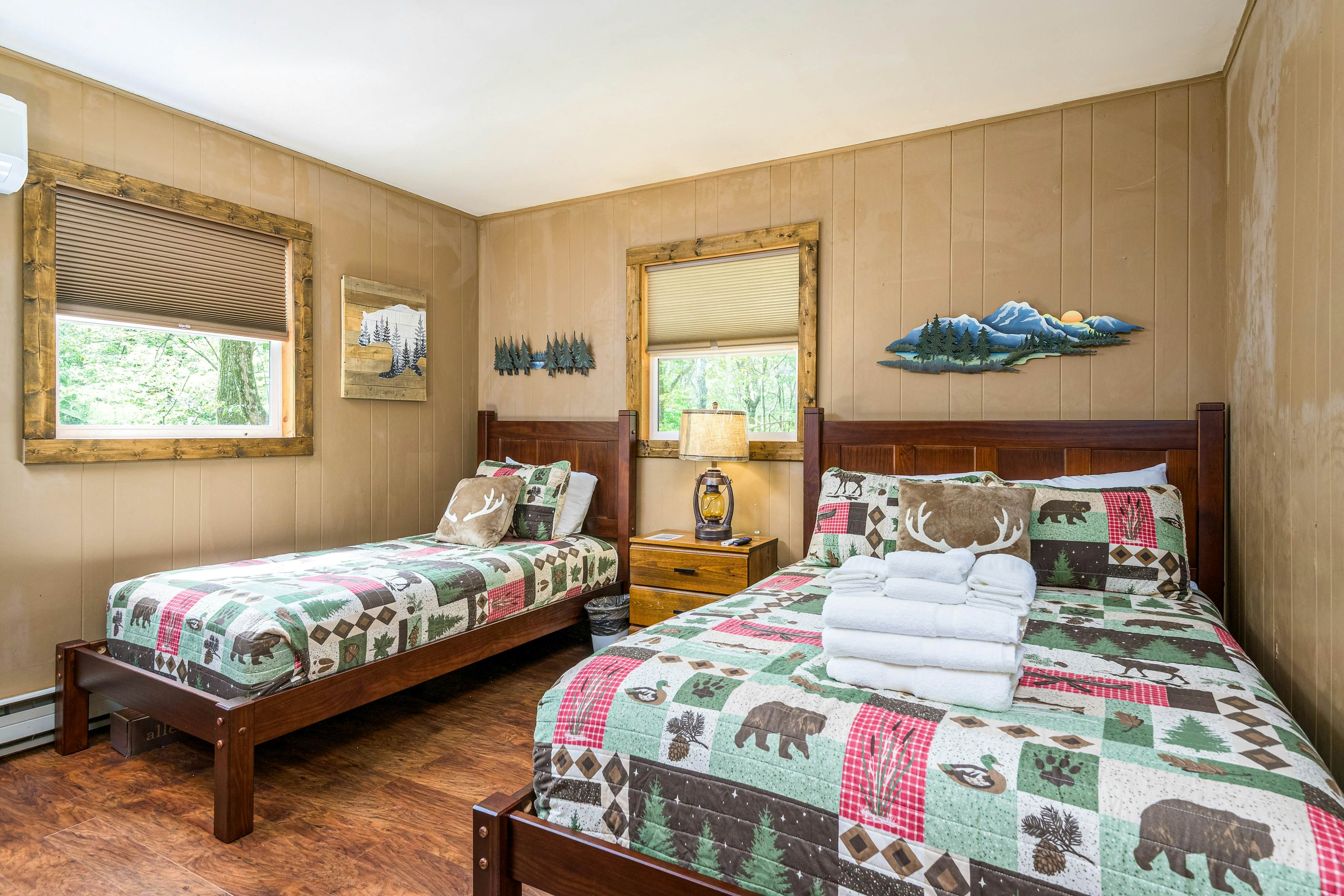 Black Bear Retreat at the Lake