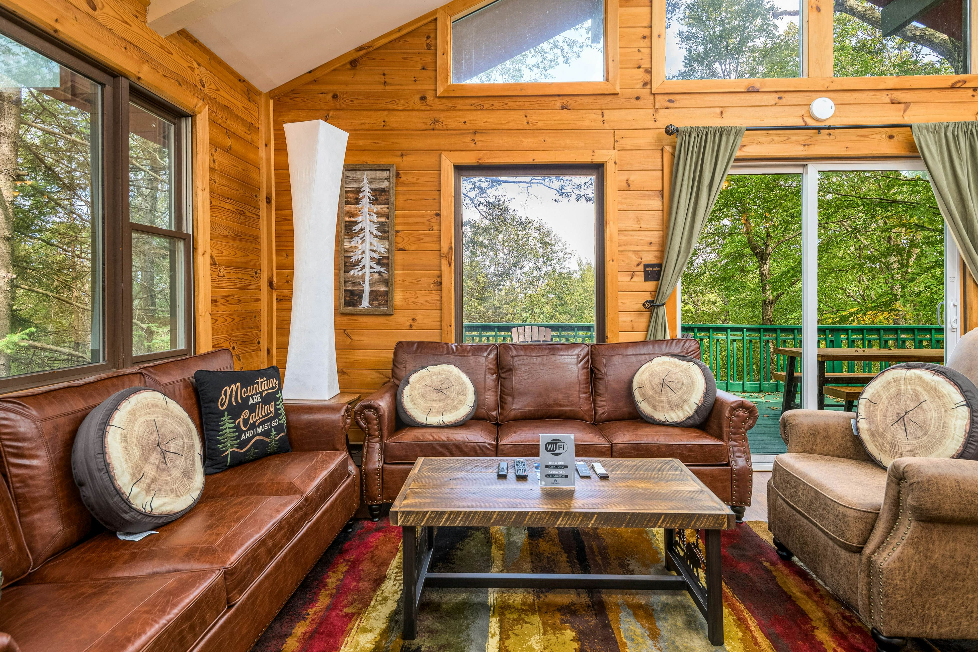 Black Bear Retreat at the Lake