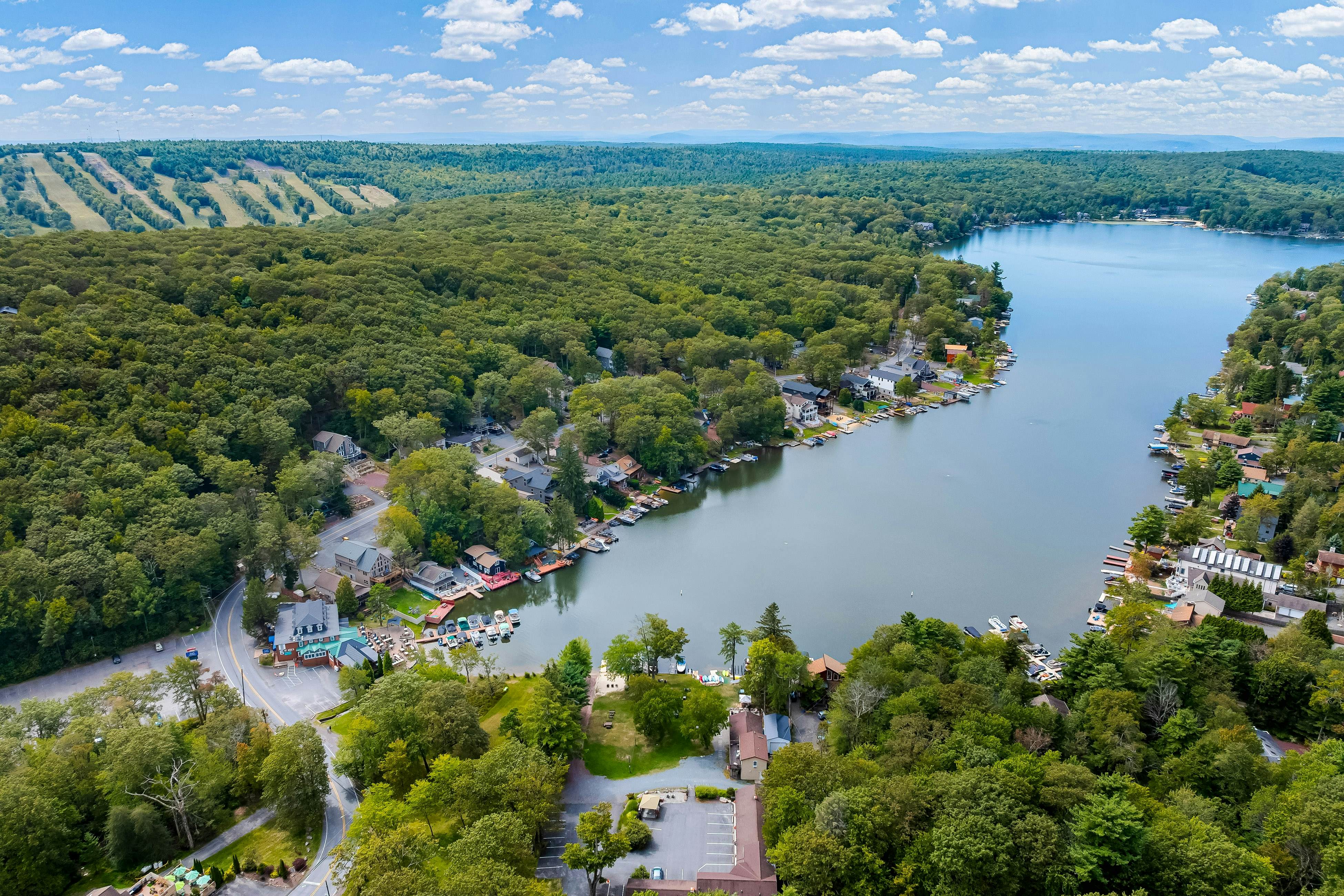 Black Bear Retreat at the Lake