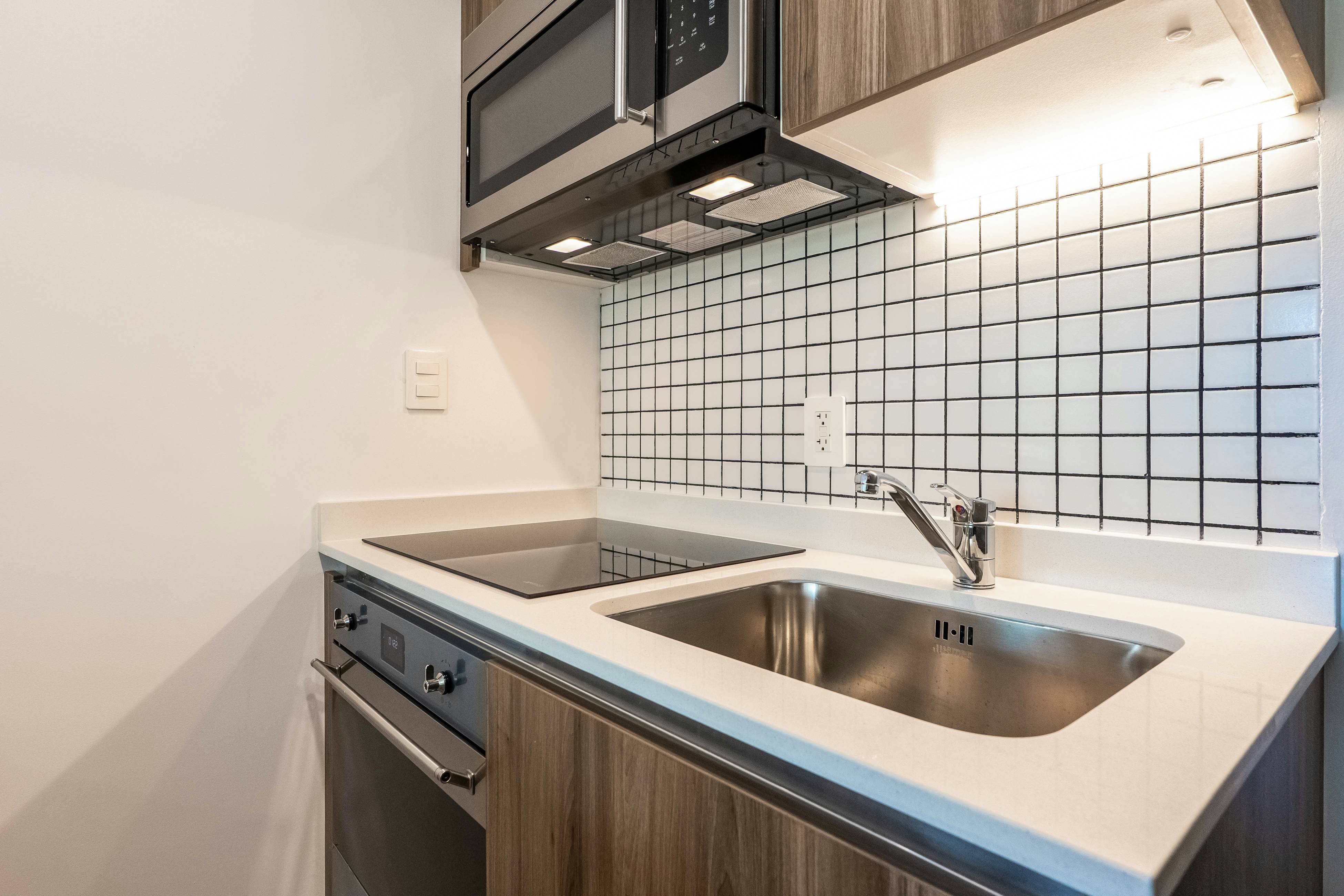 Ocean Whispers TL A206- One bedroom